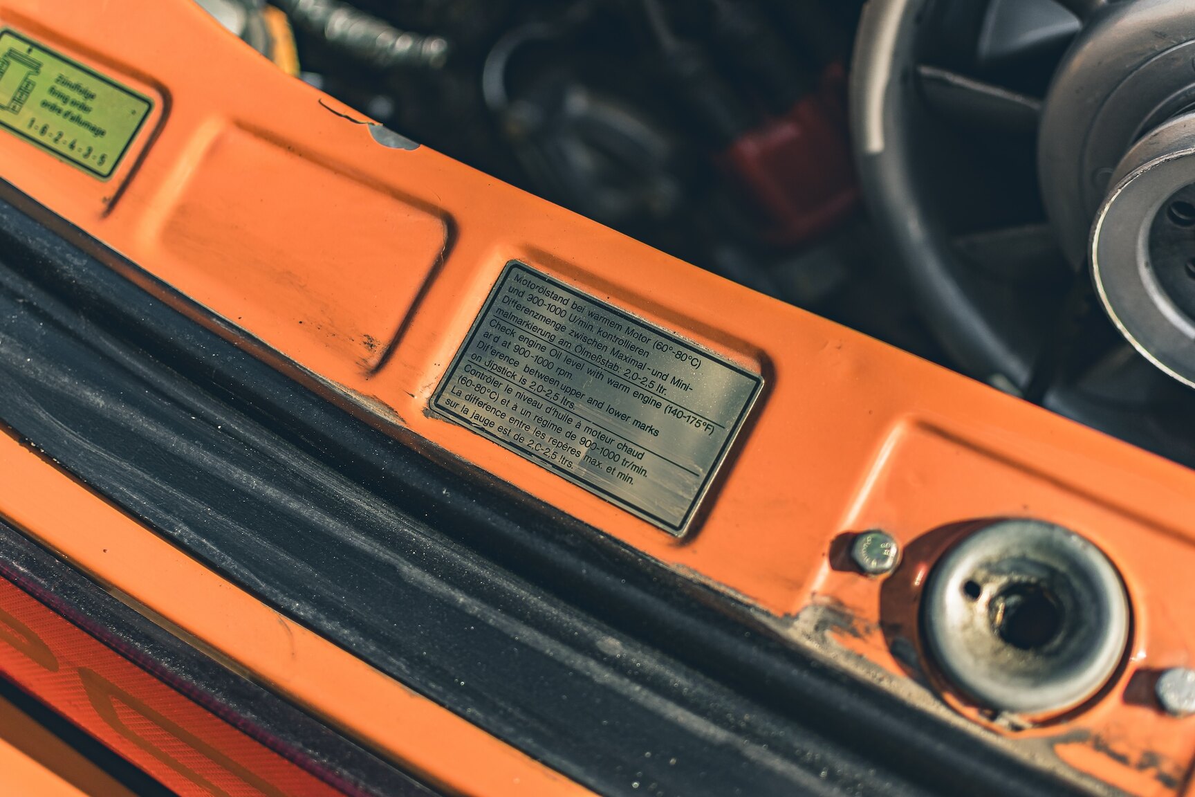 Image of Porsche 911 Carrera mechanics (8)