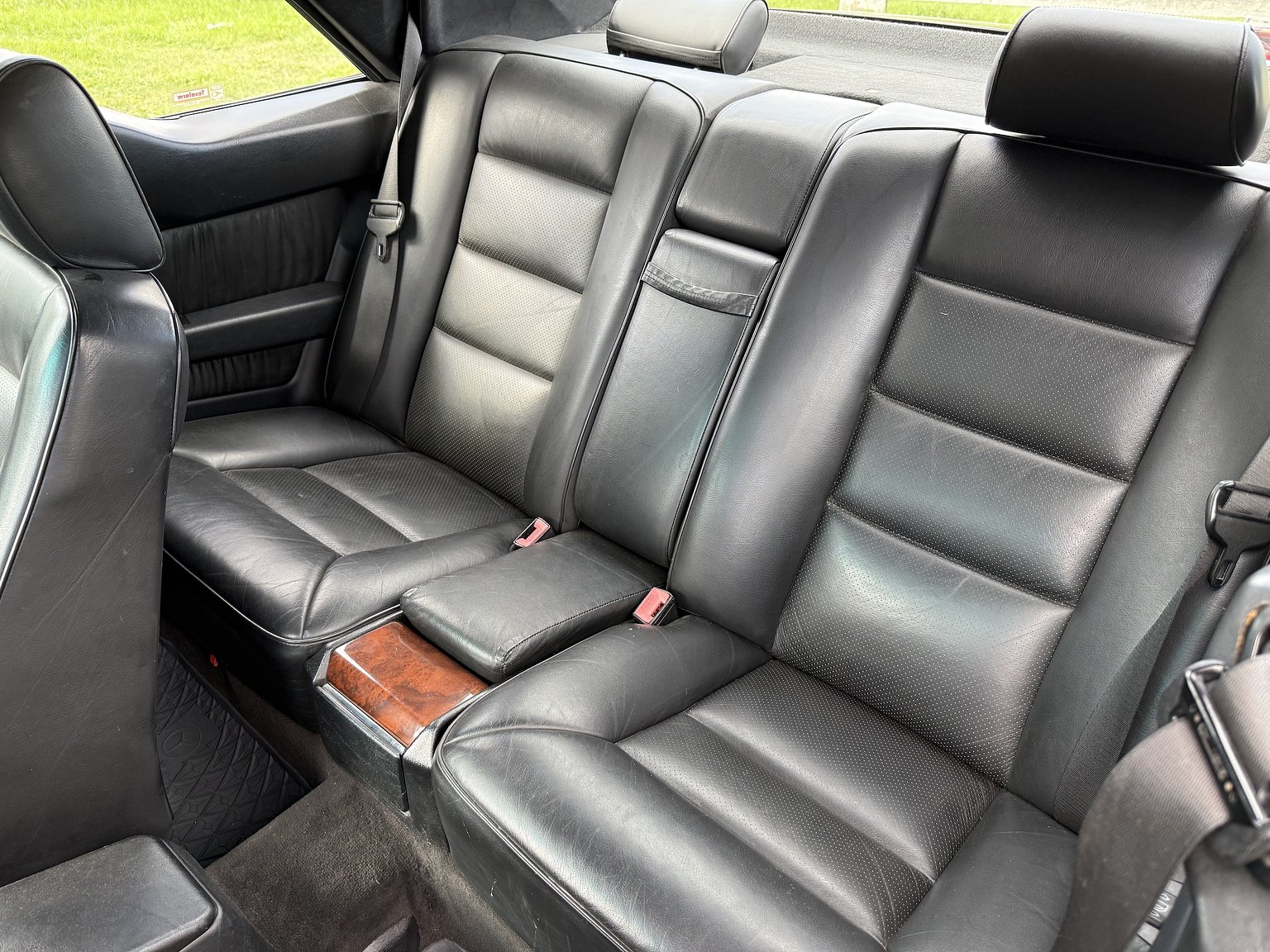 Interior image of 1990 Mercedes-Benz 300CE-24