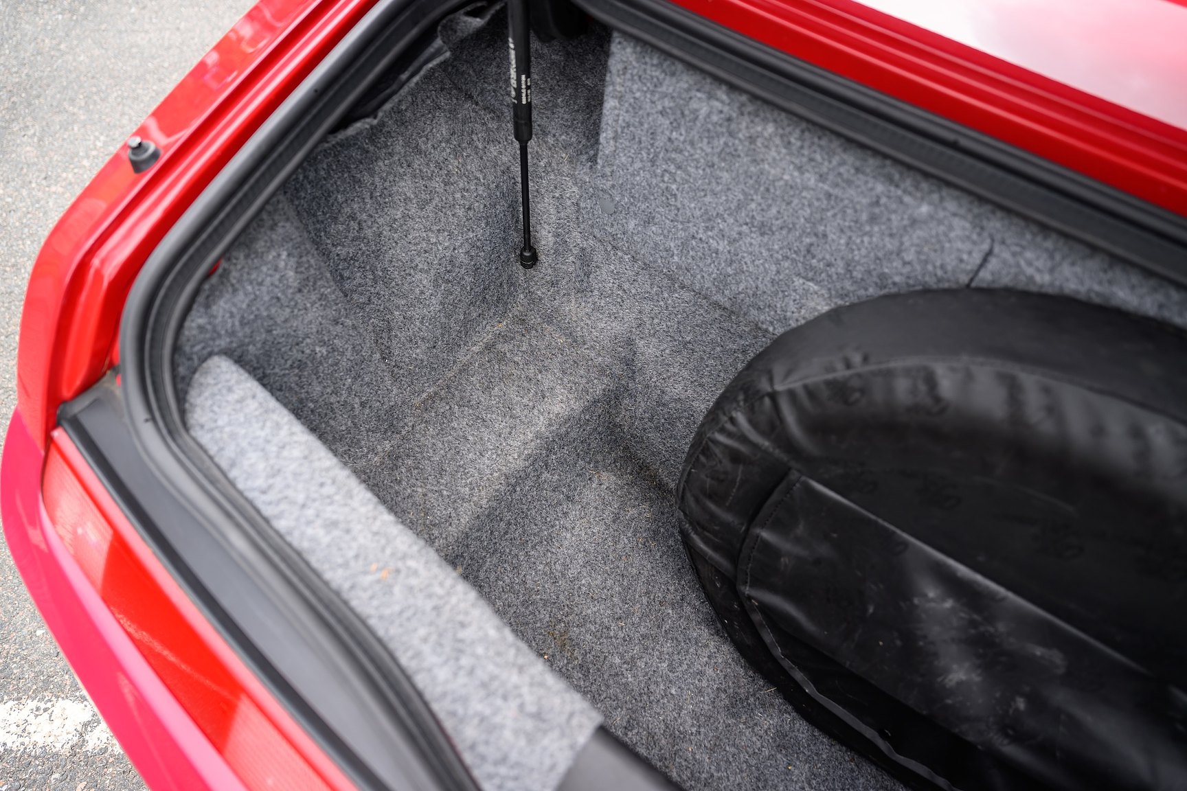 Innenraumfoto von 2001 Alfa Romeo Spider 3.0 V6