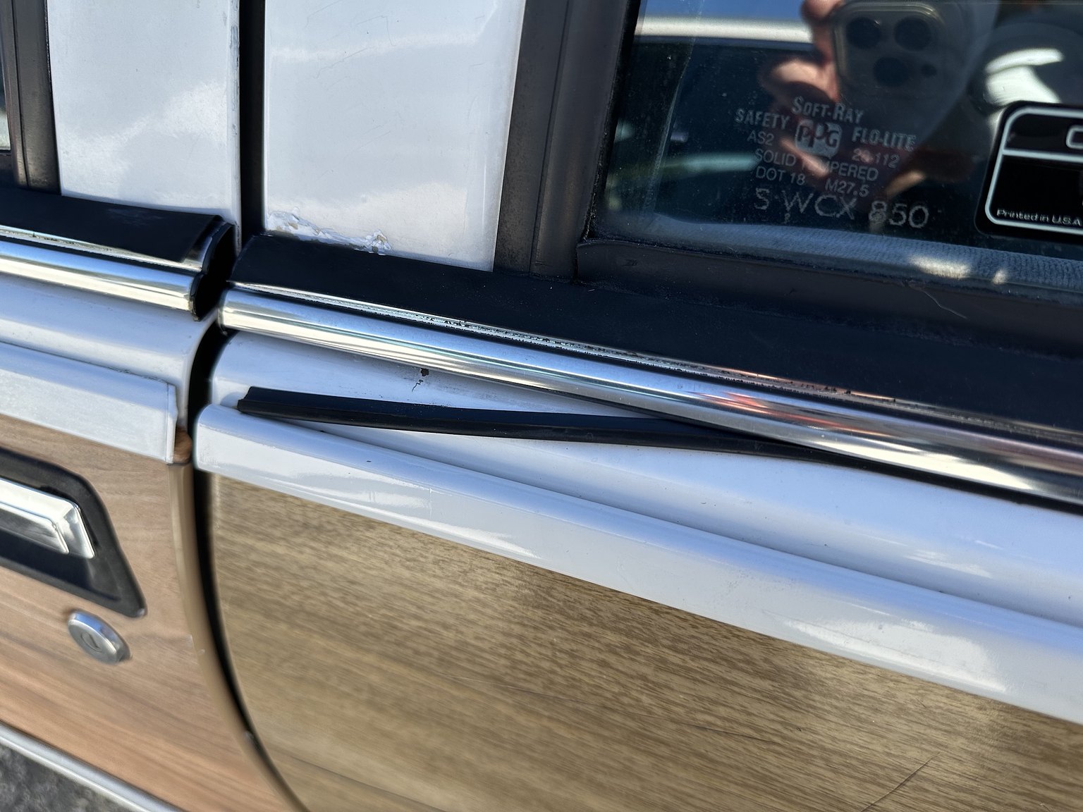 Exterior image of 1993 Chevrolet Caprice Classic Wagon 5.7 V8 