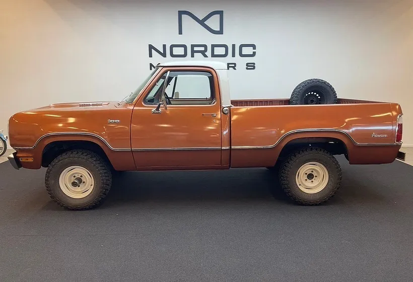 1973 Dodge Polara WZM899