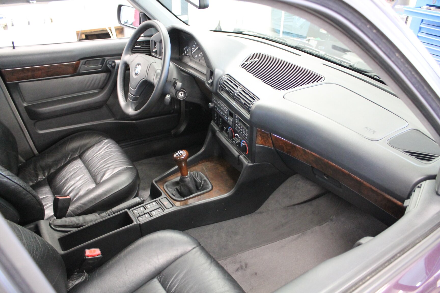 Interiörbild 1996 BMW 540i Touring "No Reserve Auction"