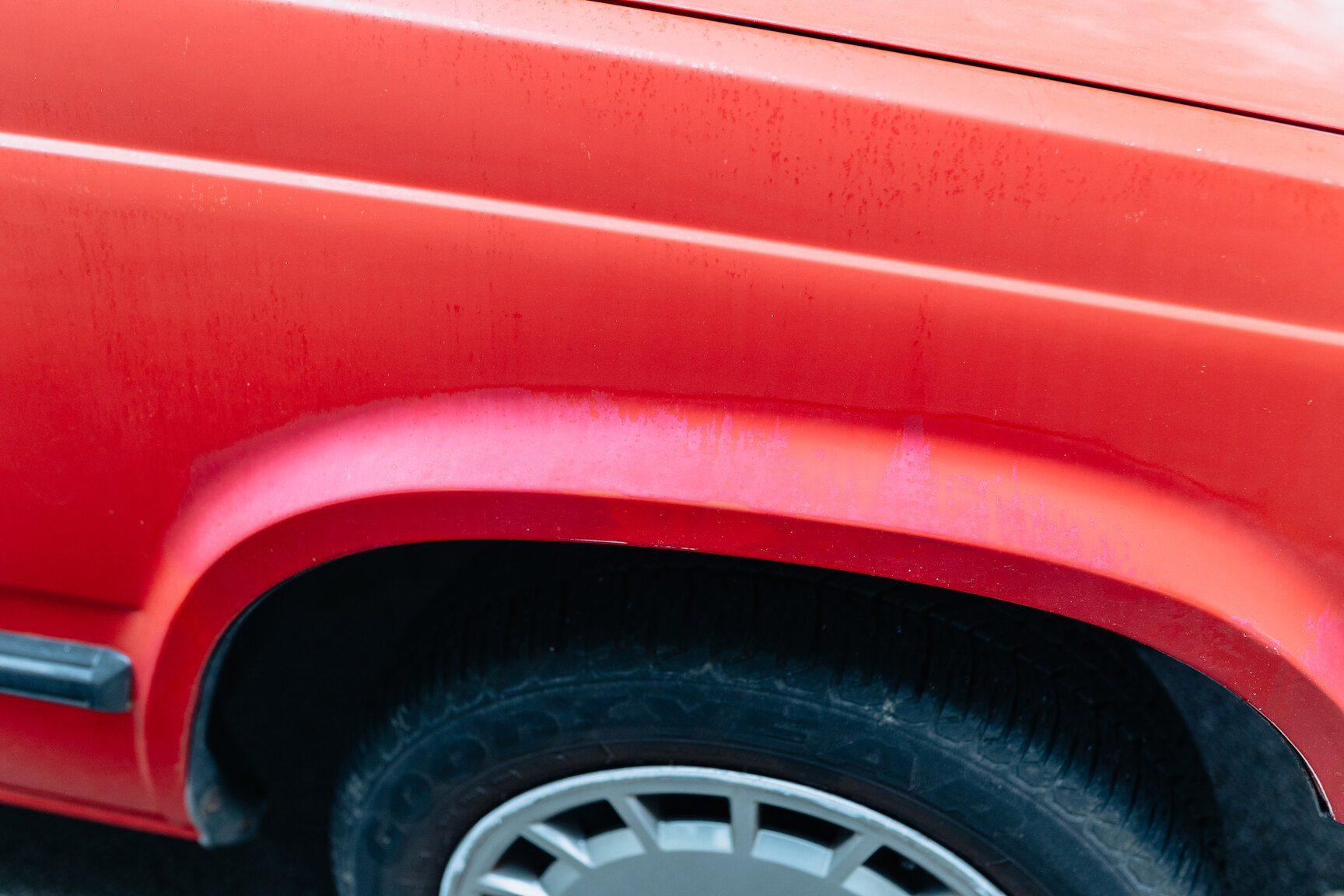 Exterior image of 1990 Volvo 740 GL 2.3