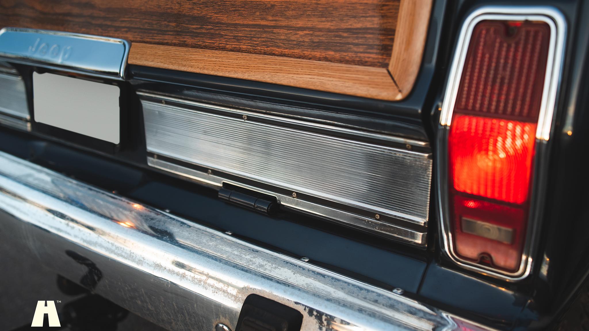 Aussenfoto 2015 Woodland Restomod Grand Wagoneer #002 Euro 6