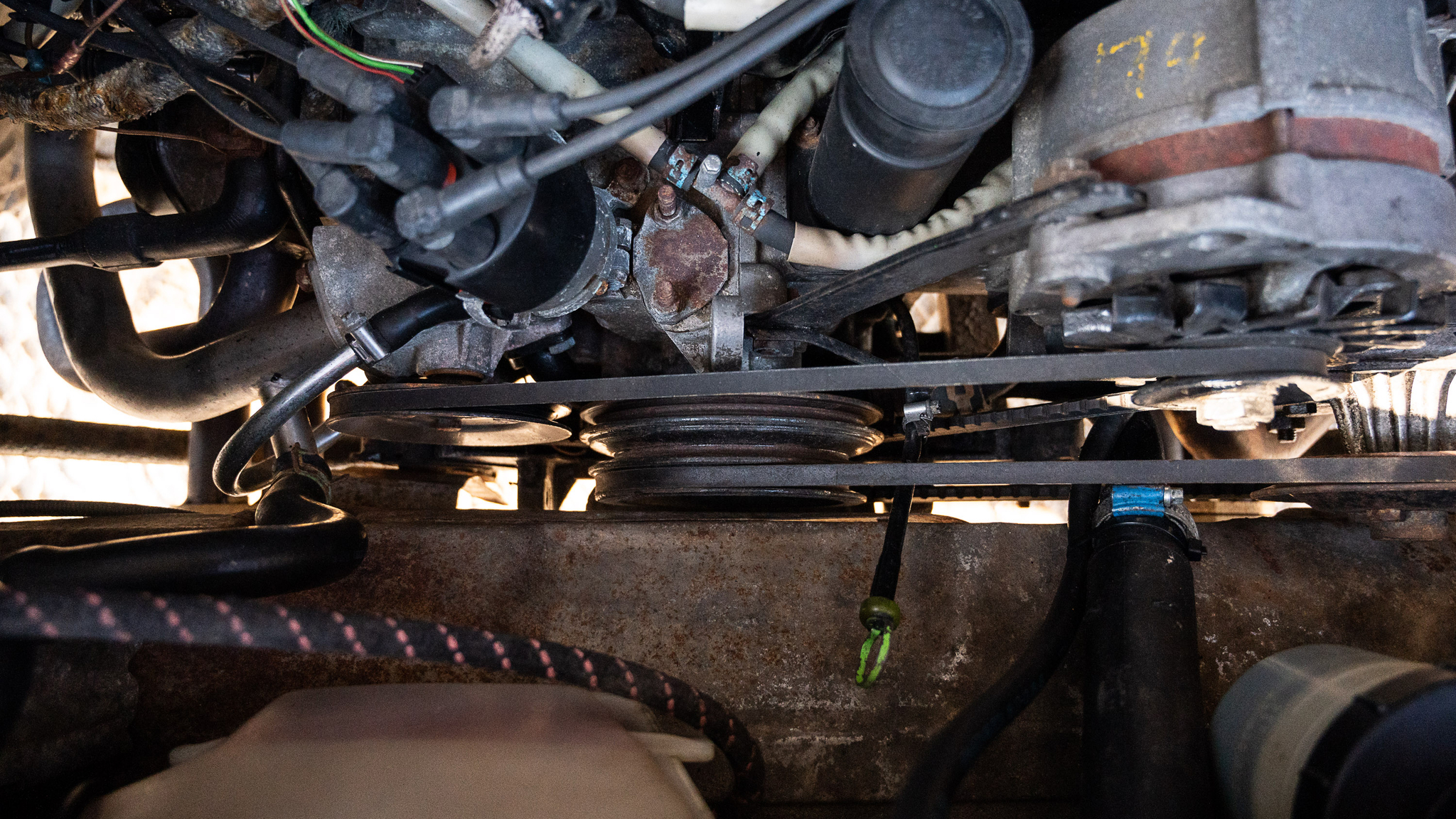Image of 1992 Volkswagen T3 Kombi Syncro 16" Westfalia mechanics