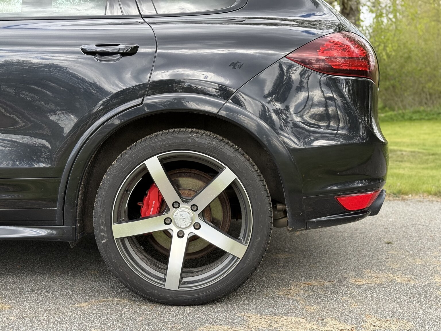 Exterior image of 2013 Porsche Cayenne GTS