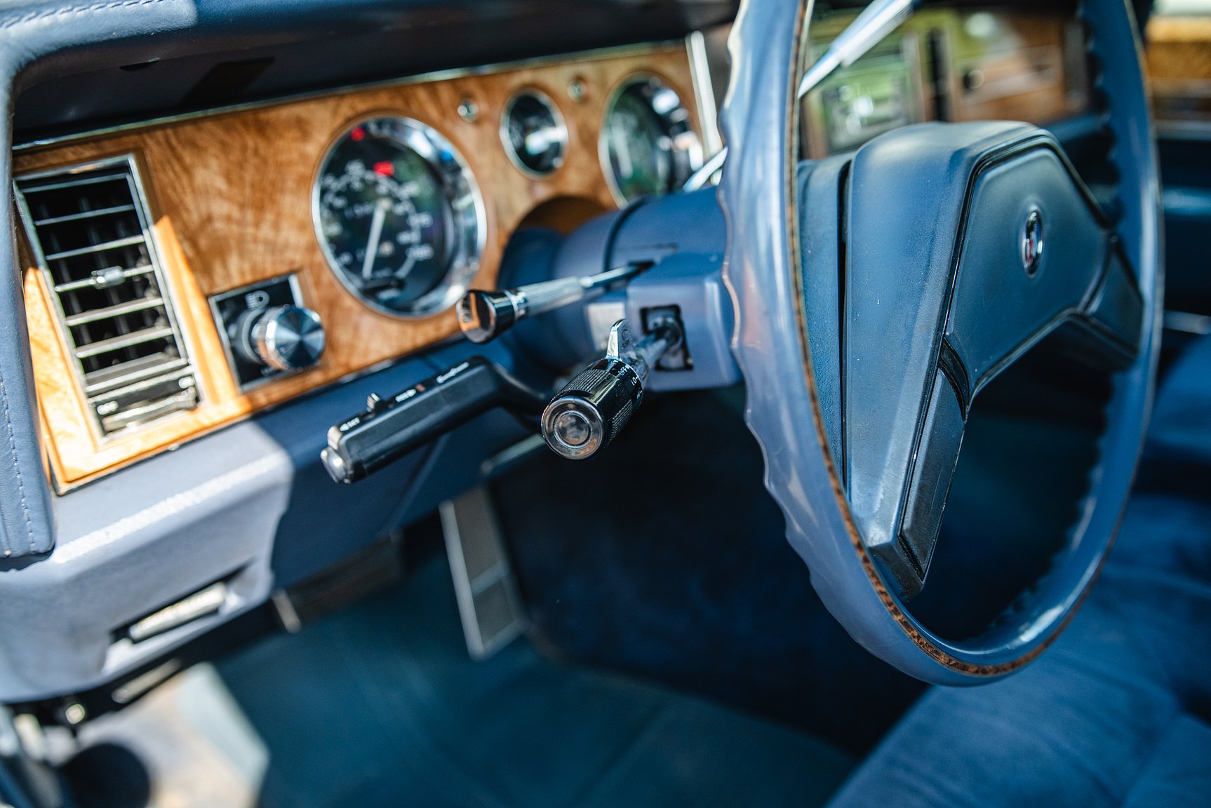 Interior image of 1983 Buick Electra Estate Wagon 5.0