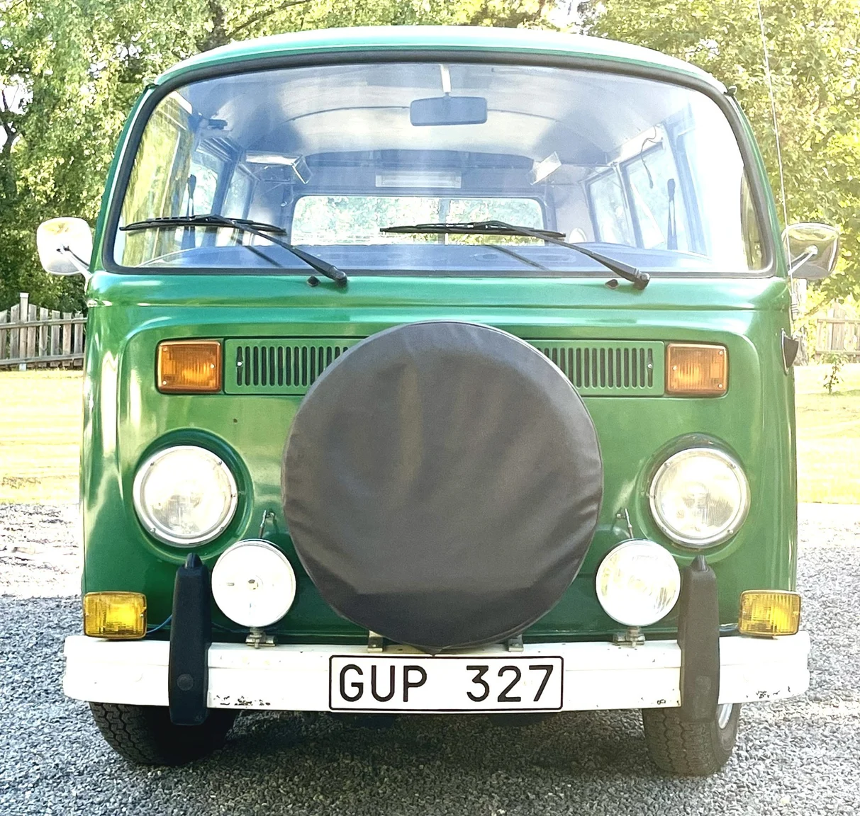 Exteriörbild på 1974 Volkswagen Transporter T2 (2)
