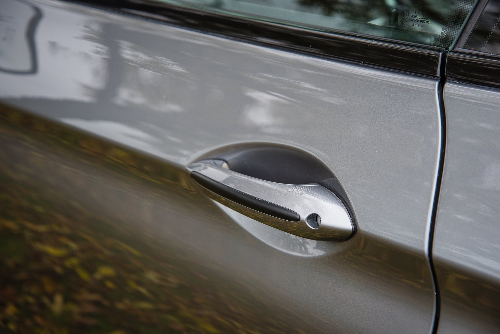 Exterior image of 2014 BMW M6C