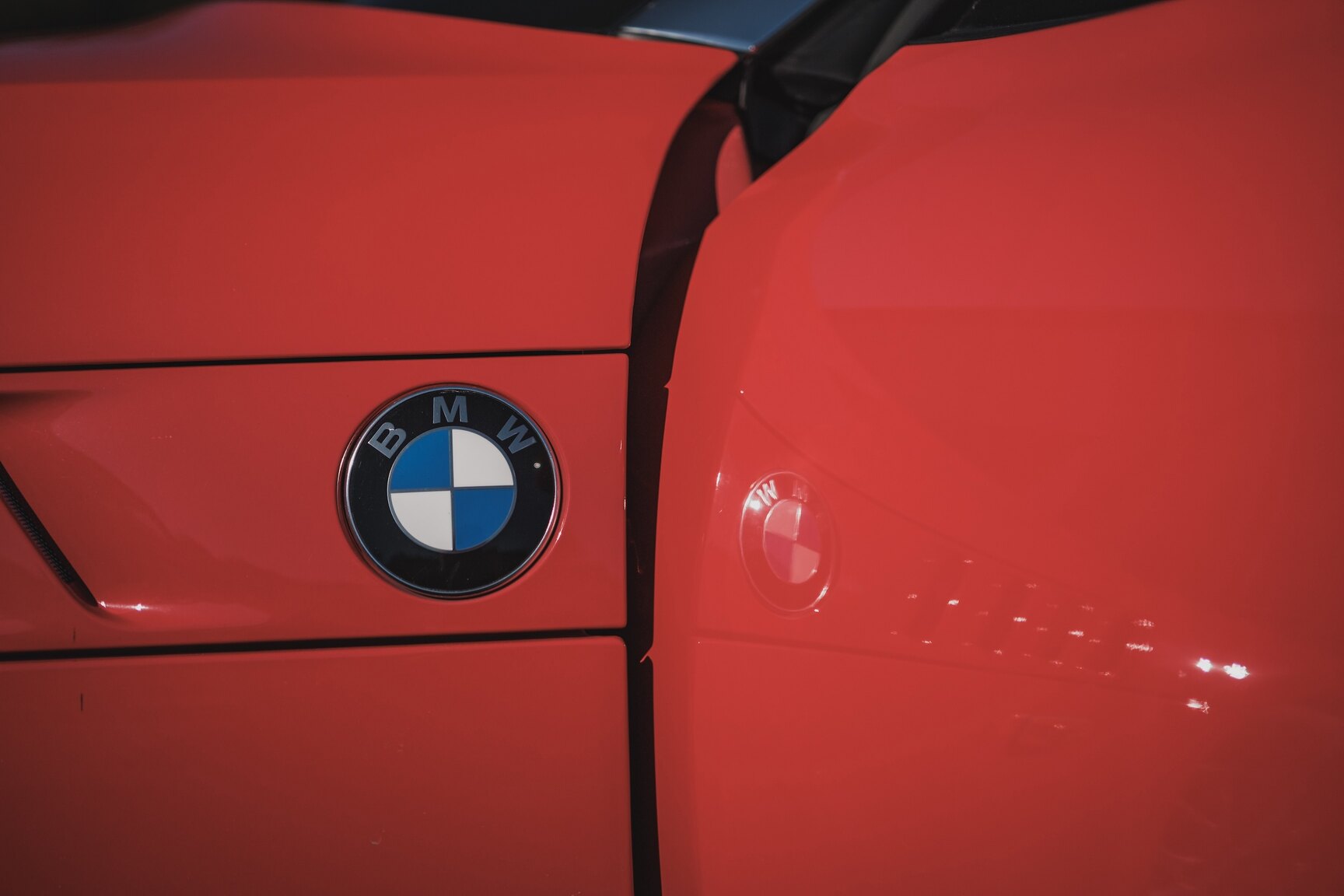 Exterior image of 1999 BMW Z3 2.8i Roadster