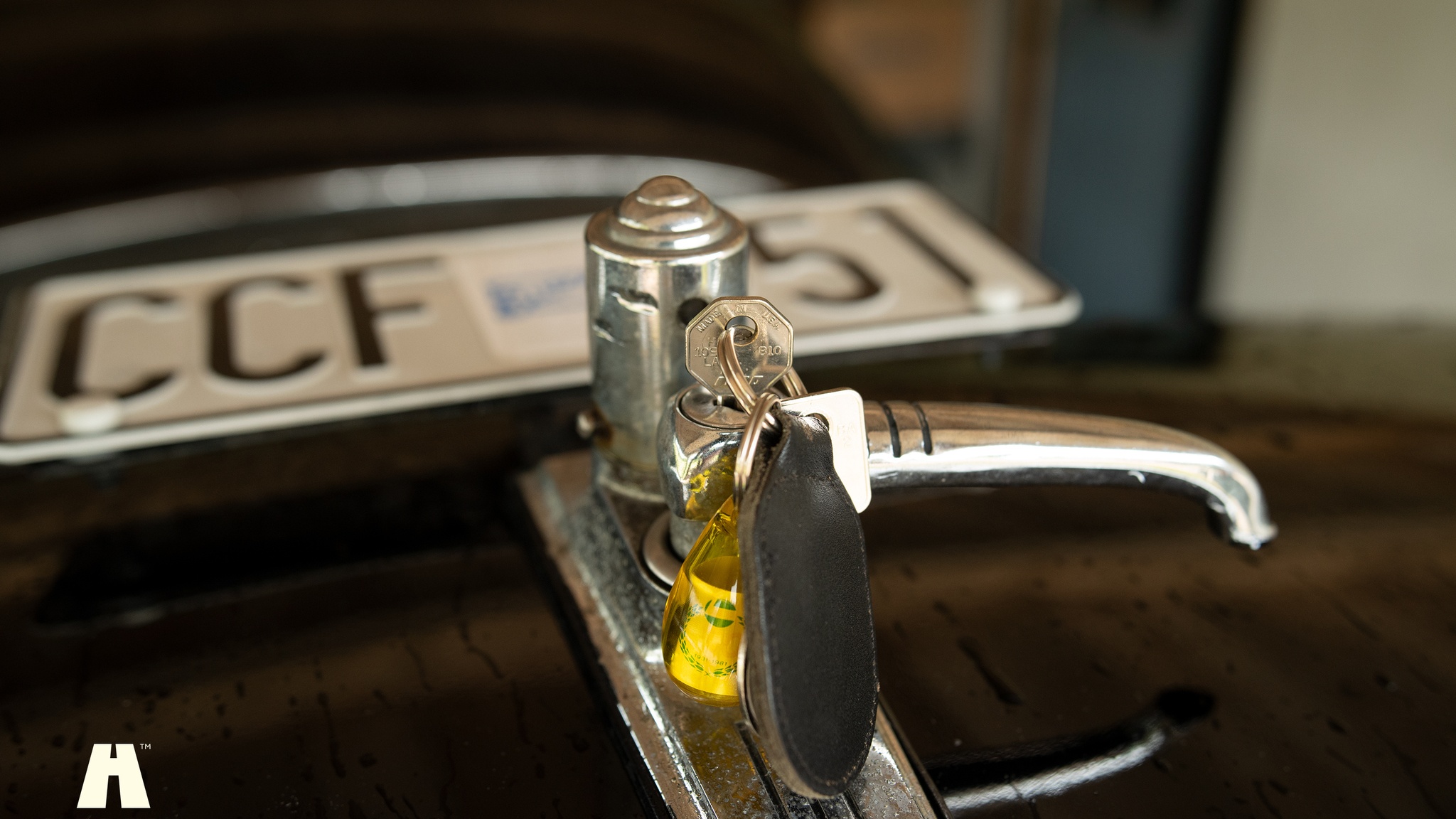 Interior image of 1949 Buick Super Eight (93)