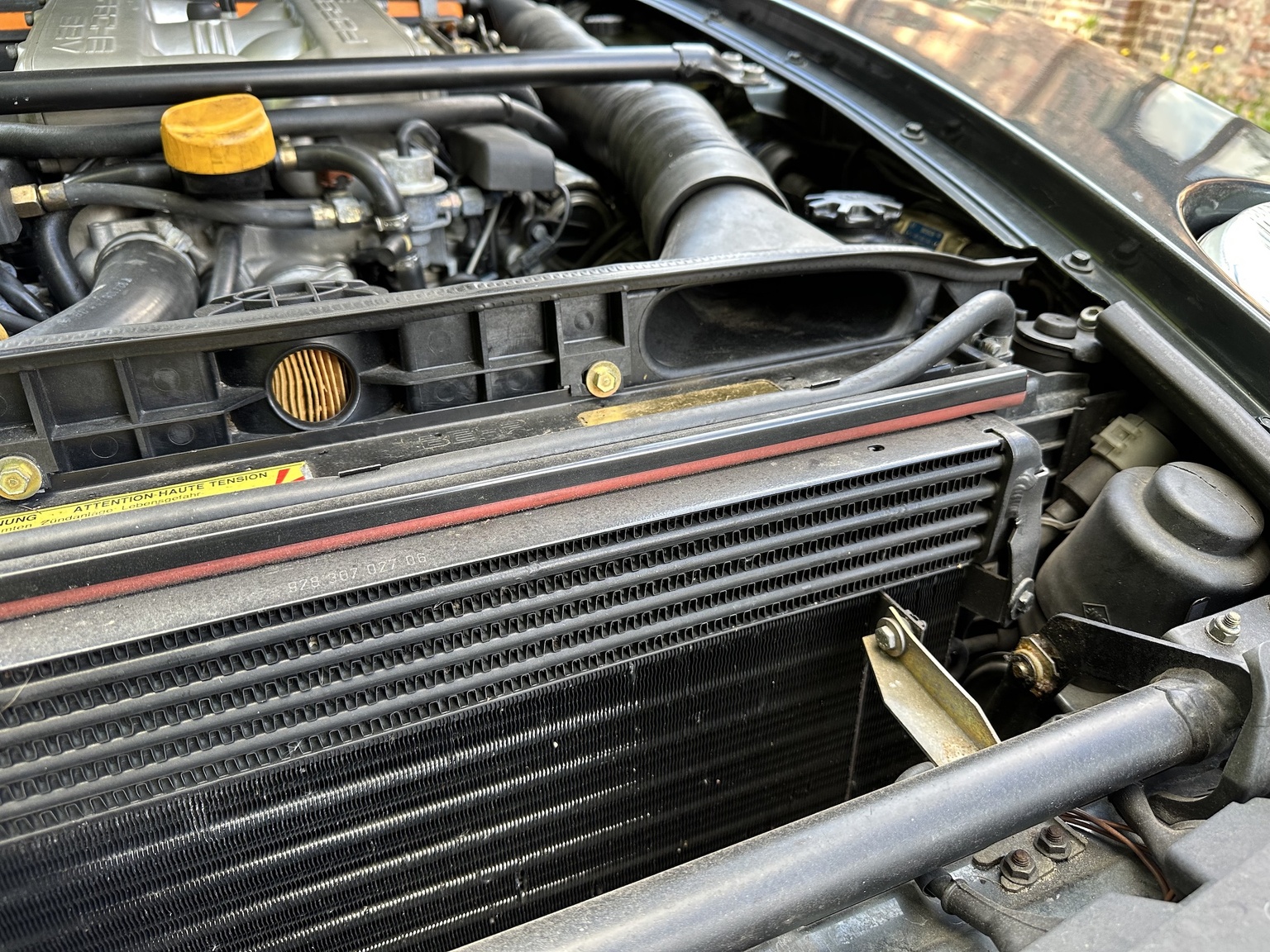 Image of 1994 Porsche 928 GTS mechanics