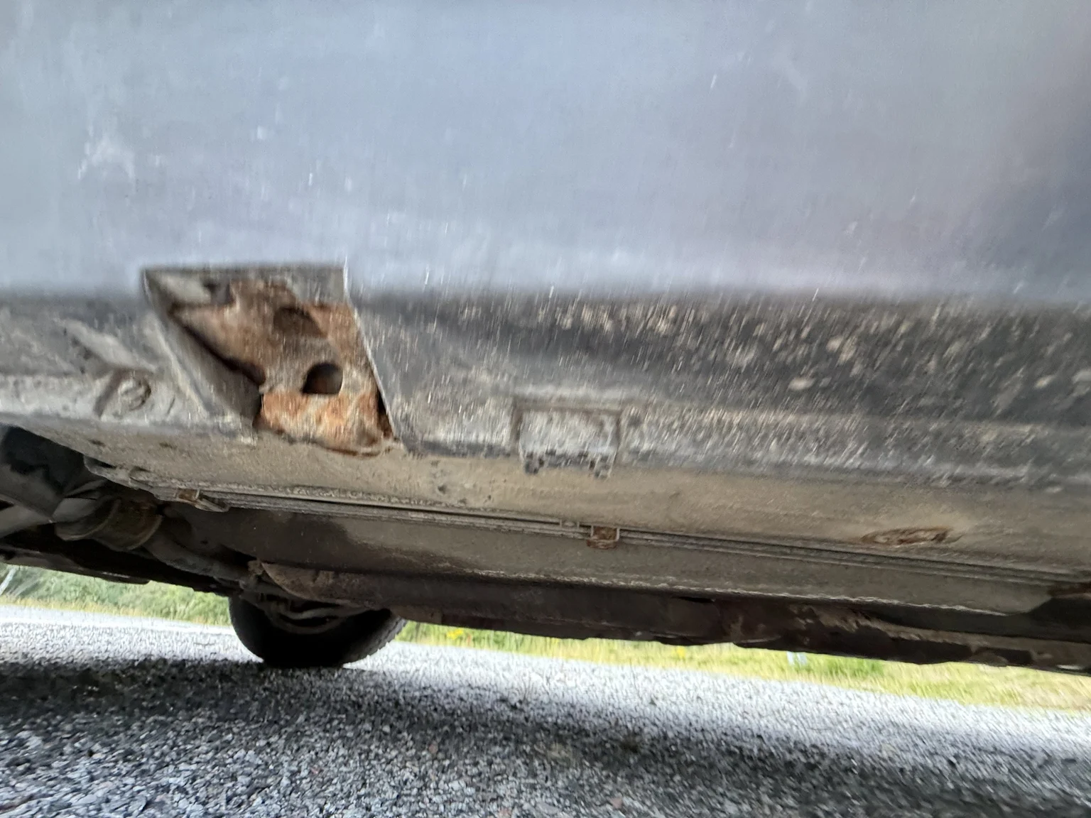 Image of 1990 BMW 750i (36) mechanics