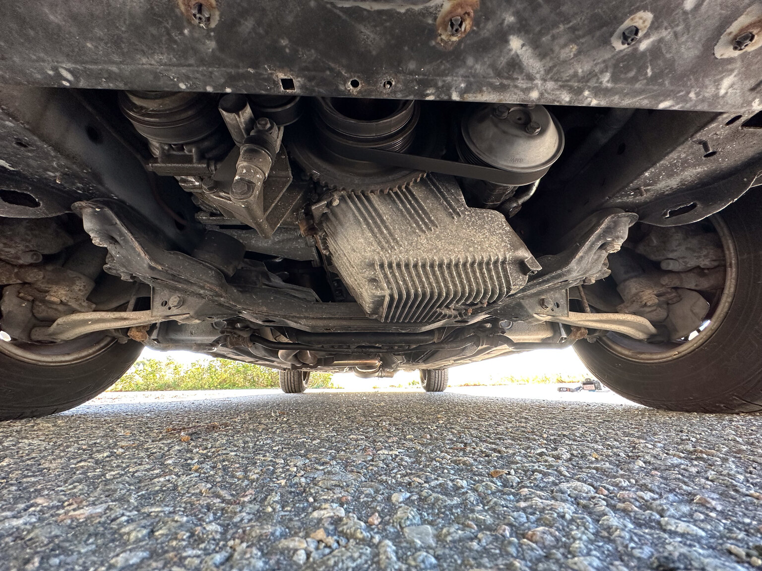 Image of 1994 BMW 520i E34 mechanics