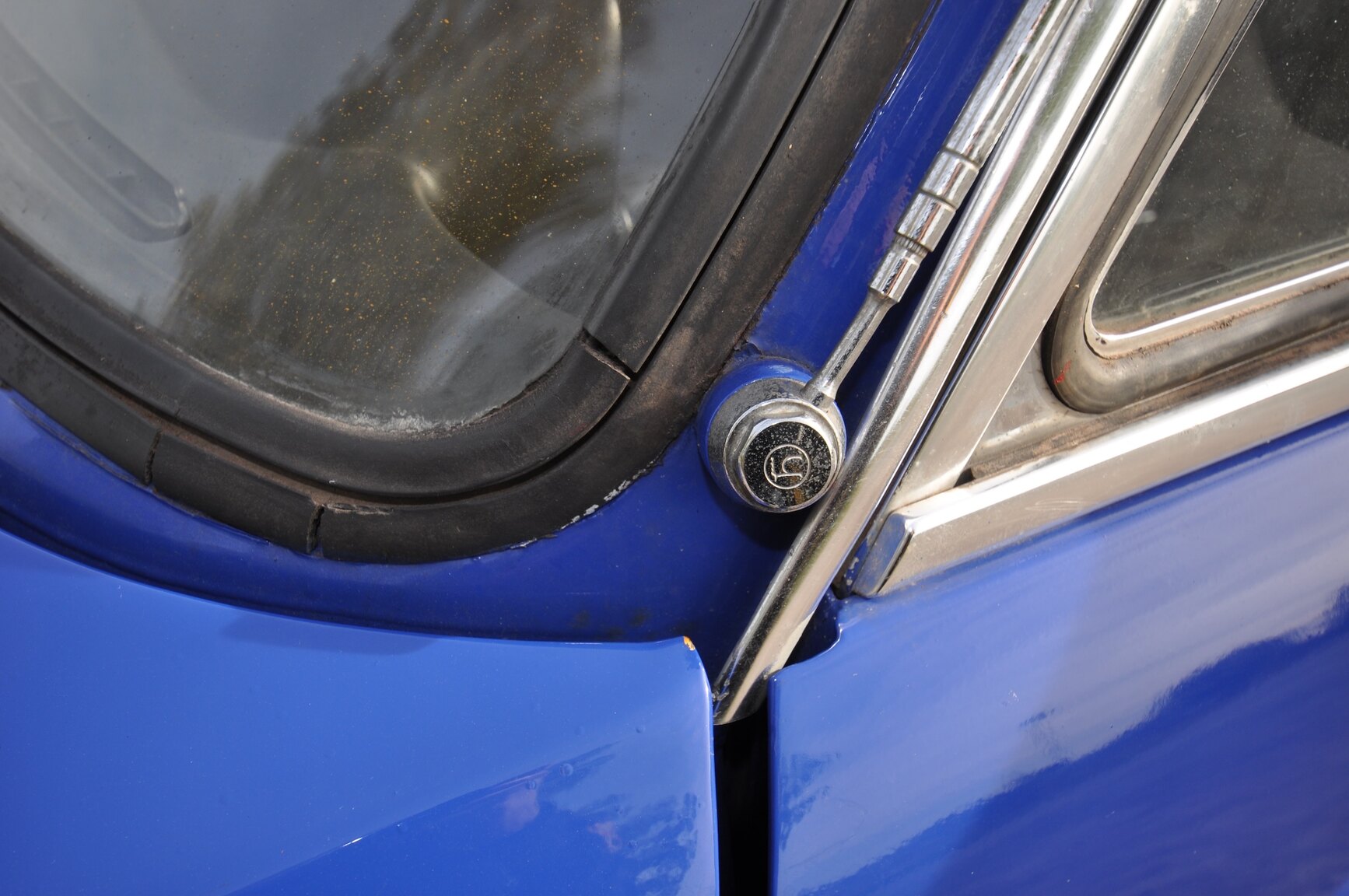 Exteriörbild på 1975 BMW 2002 Tii