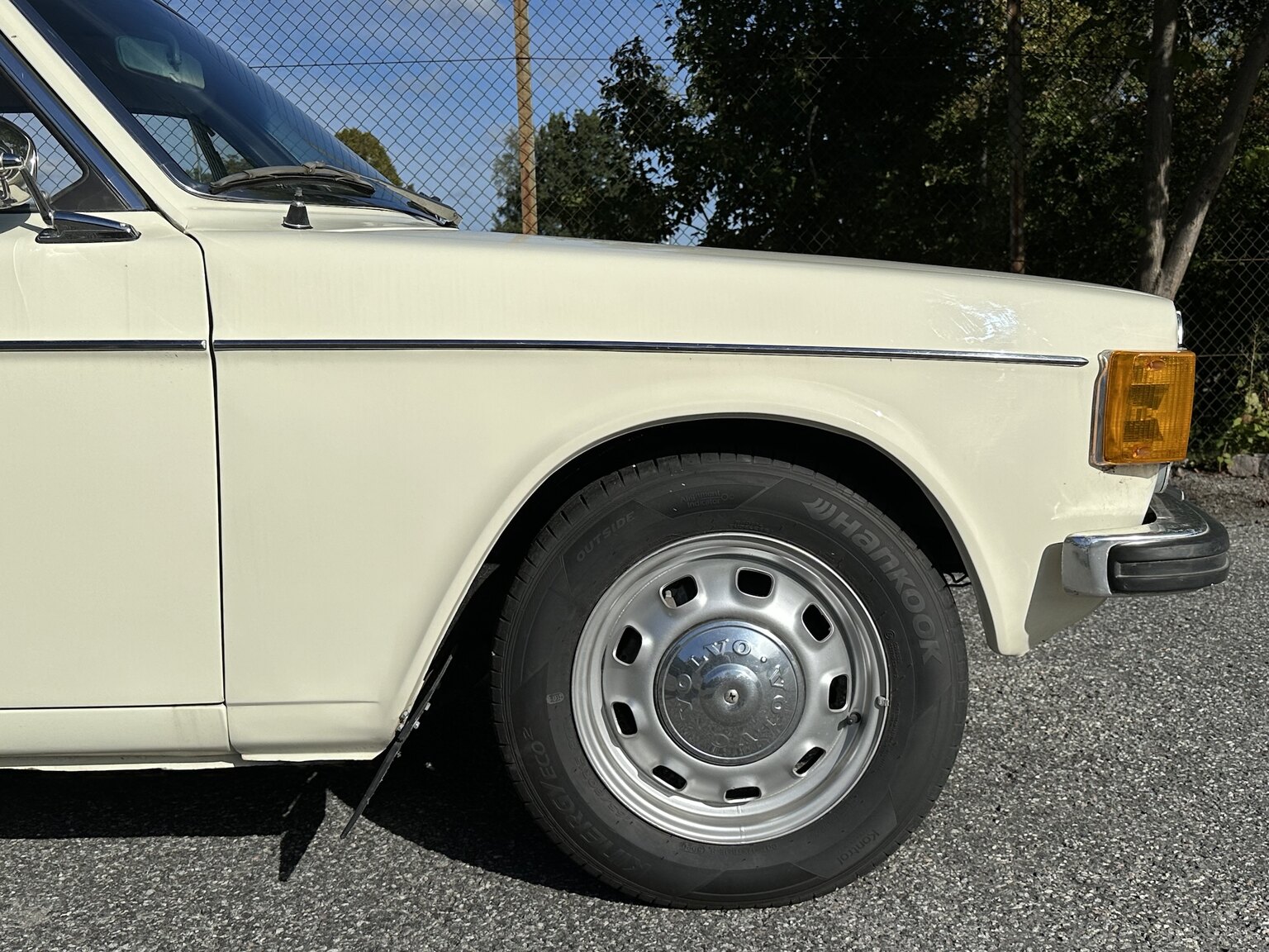 Exteriörbild på 1973 Volvo 142