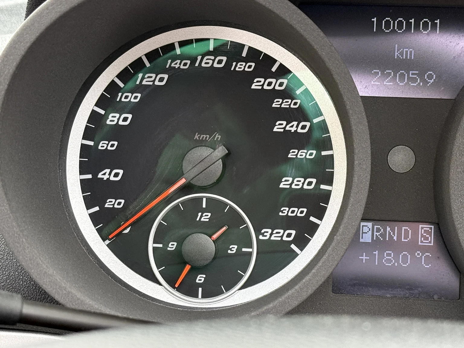 Innenraumfoto von 2005 Mercedes-Benz SLK 55 (22)