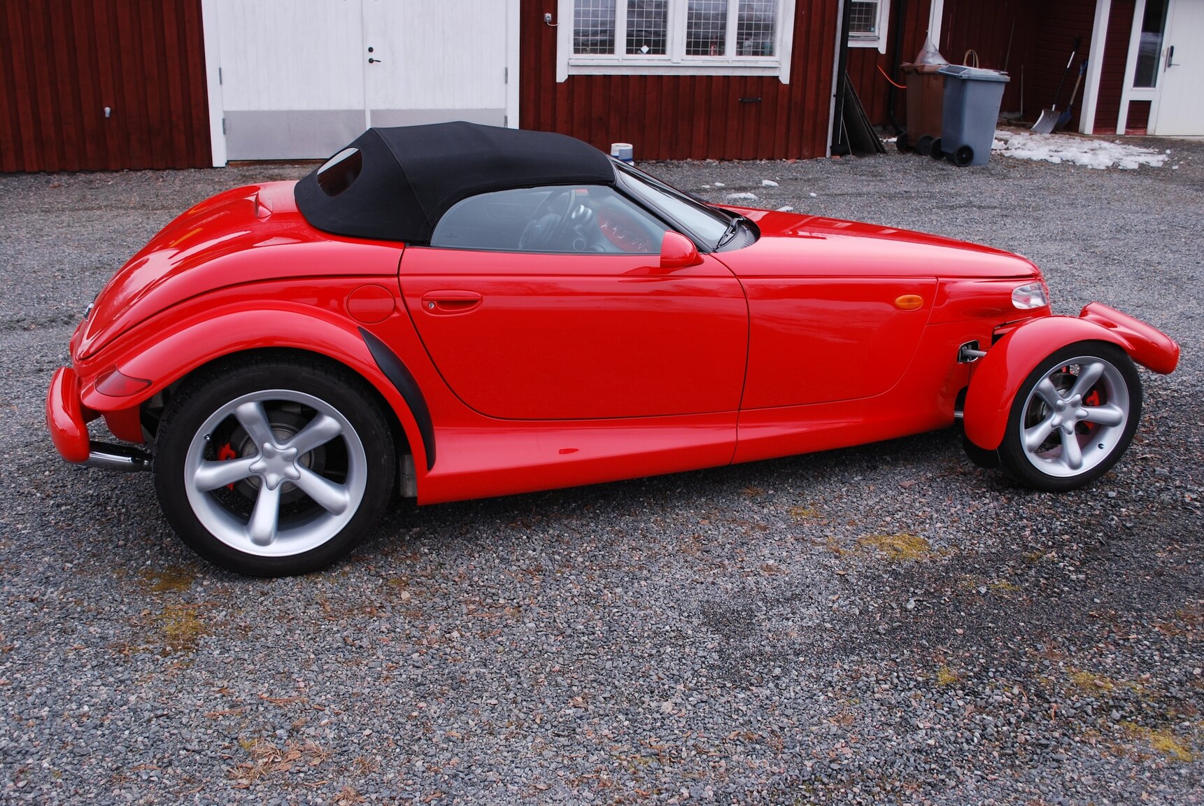 Exteriörbild på 1999 Plymouth Prowler
