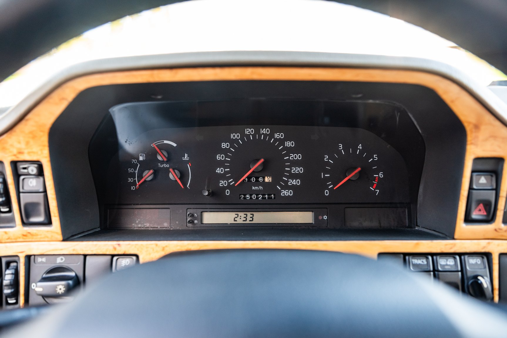 Interior image of 1996 Volvo 850 R