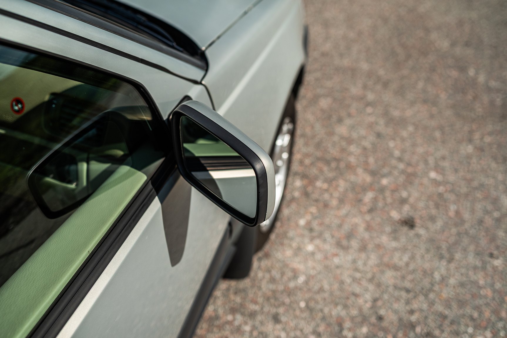 Exterior image of 2000 Volvo V70 XC 2.4 T AWD 