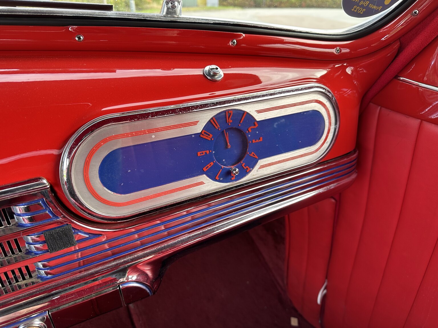 Interior image of 1948 Oldsmobile Dynamic 78 Club Sedan (10)