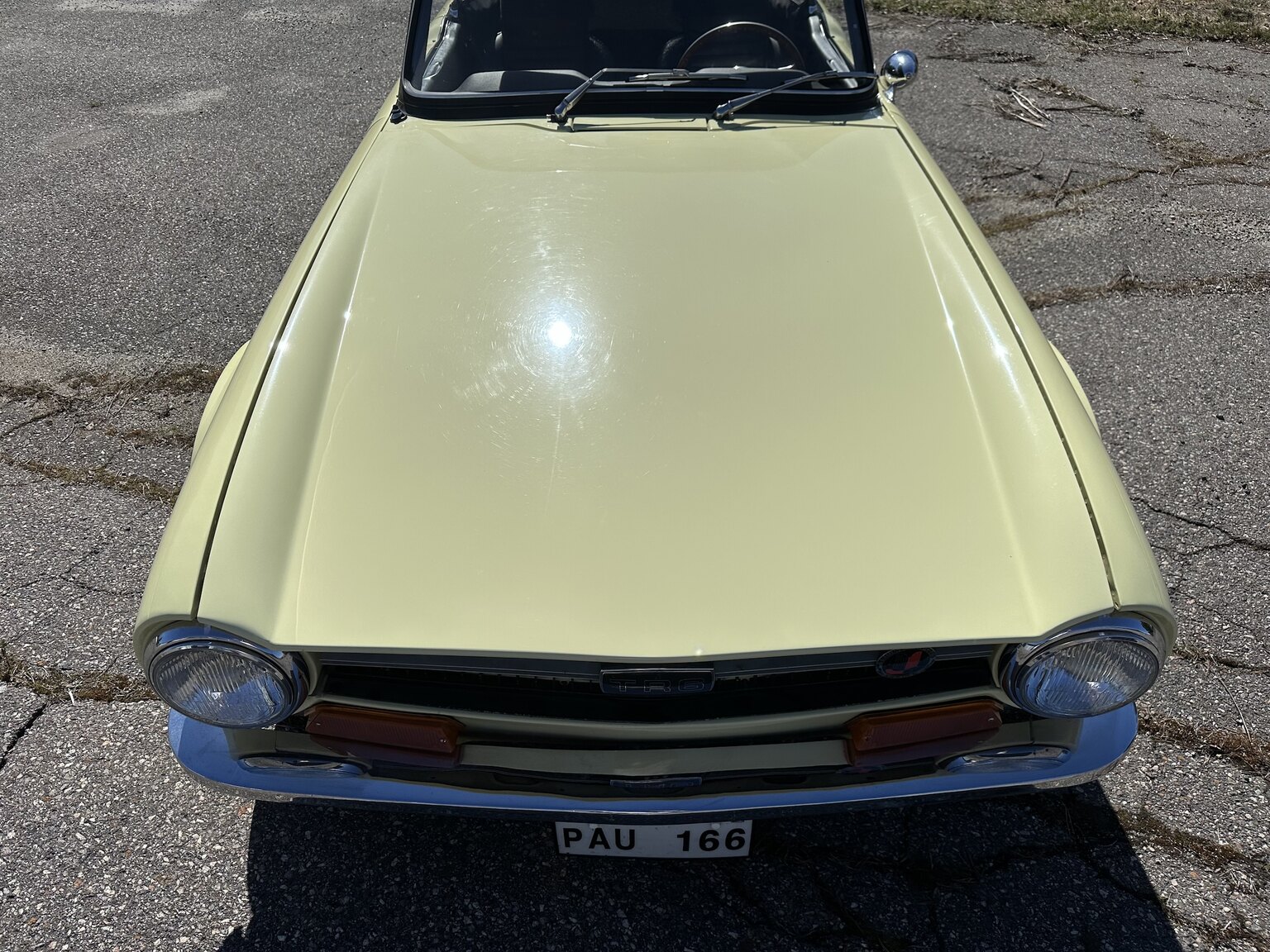 Exteriörbild på 1971 Triumph TR6