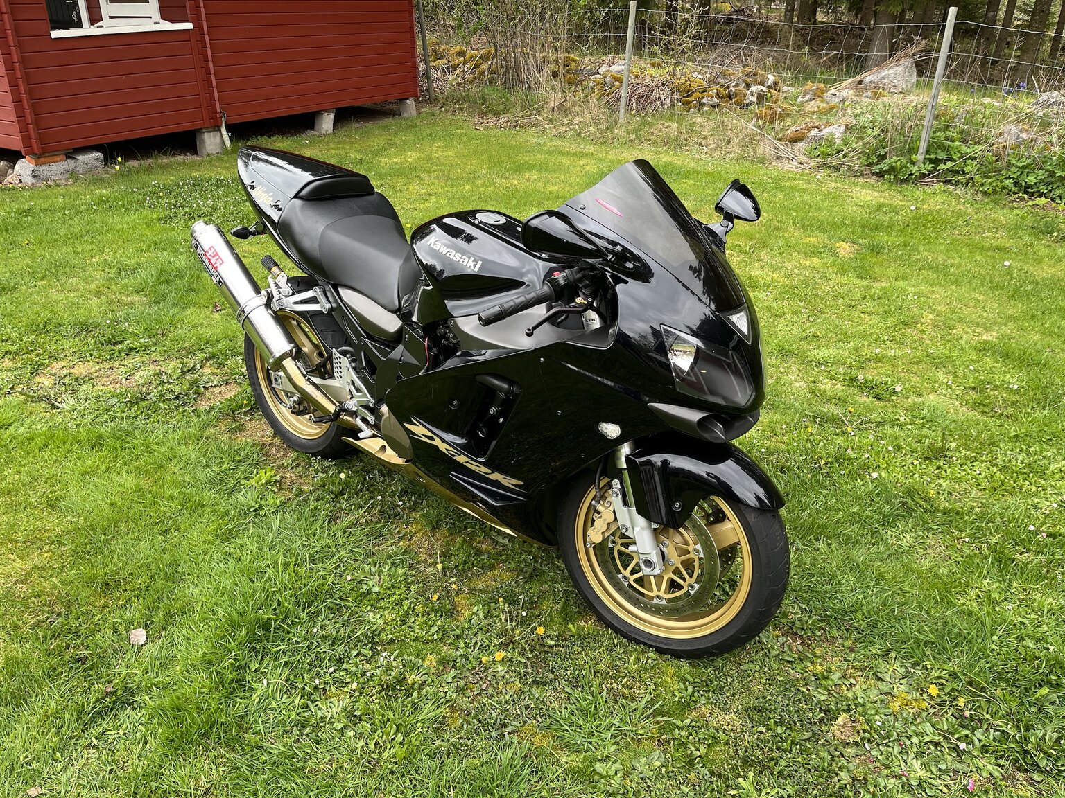 Exteriörbild på 2002 Kawasaki Ninja ZX-12R