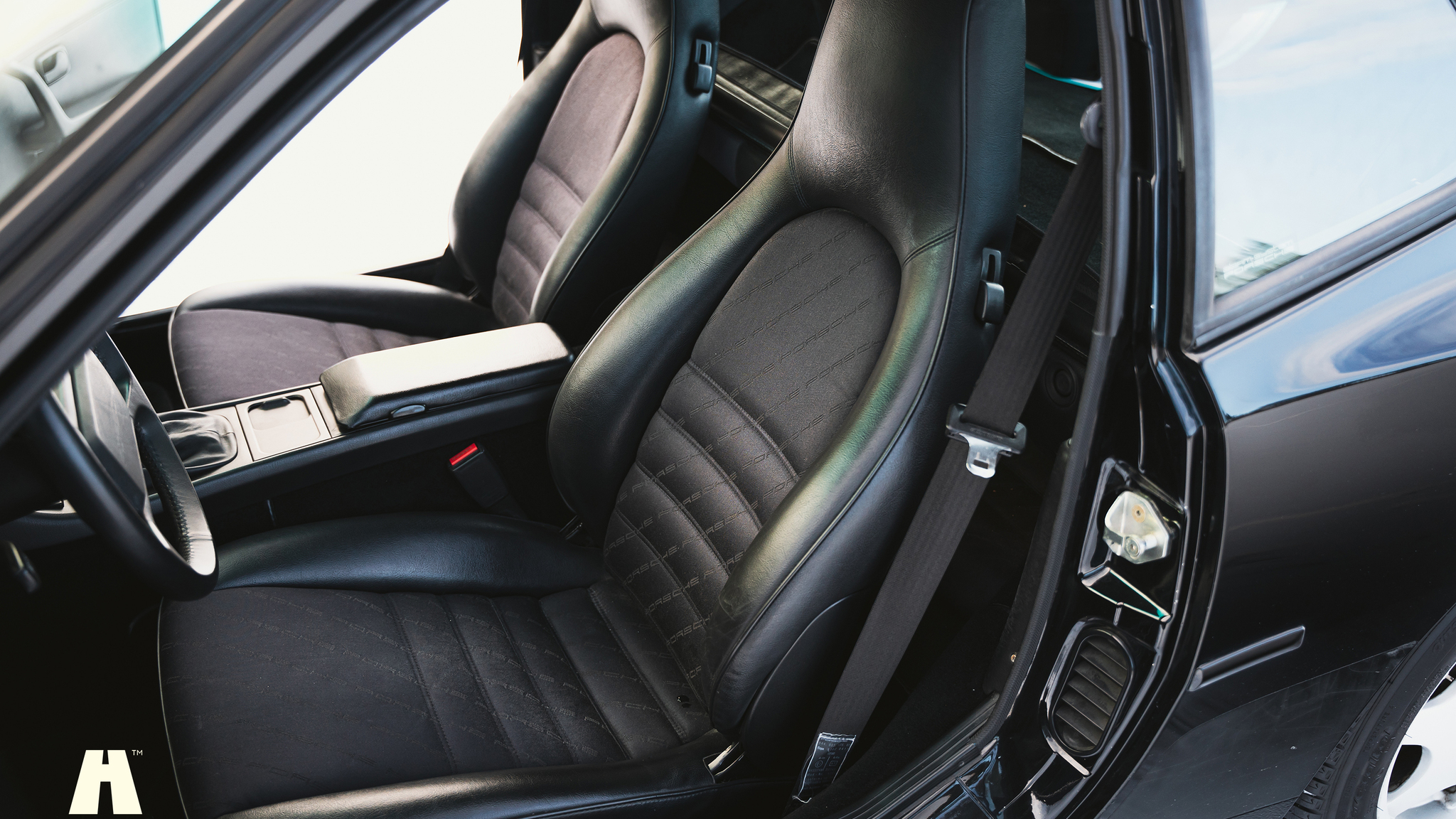 Innenraumfoto von 1990 Porsche 944 S2 (8)