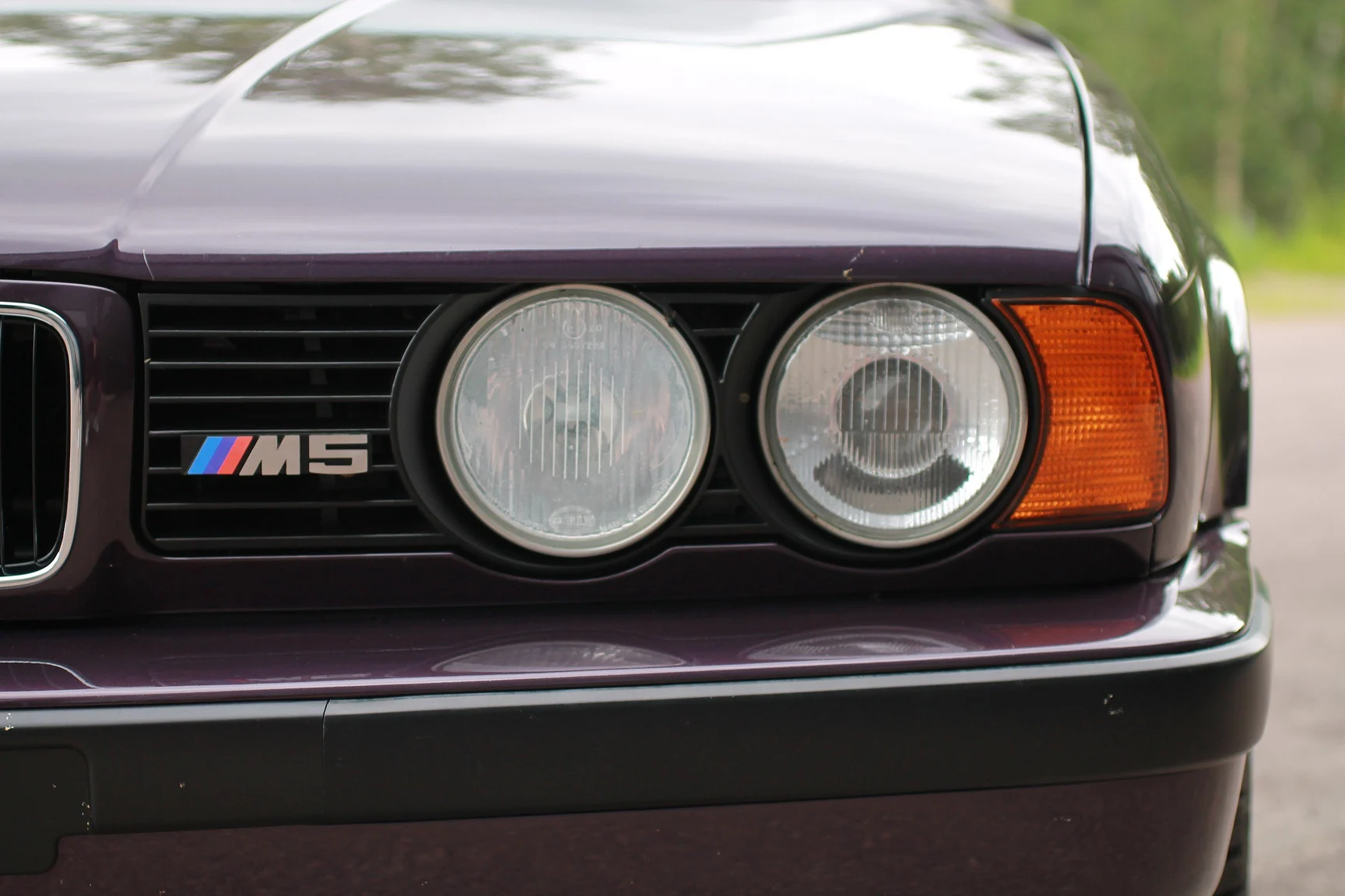 Exterior image of 1993 BMW M5 Touring 3.8 Manual (67)