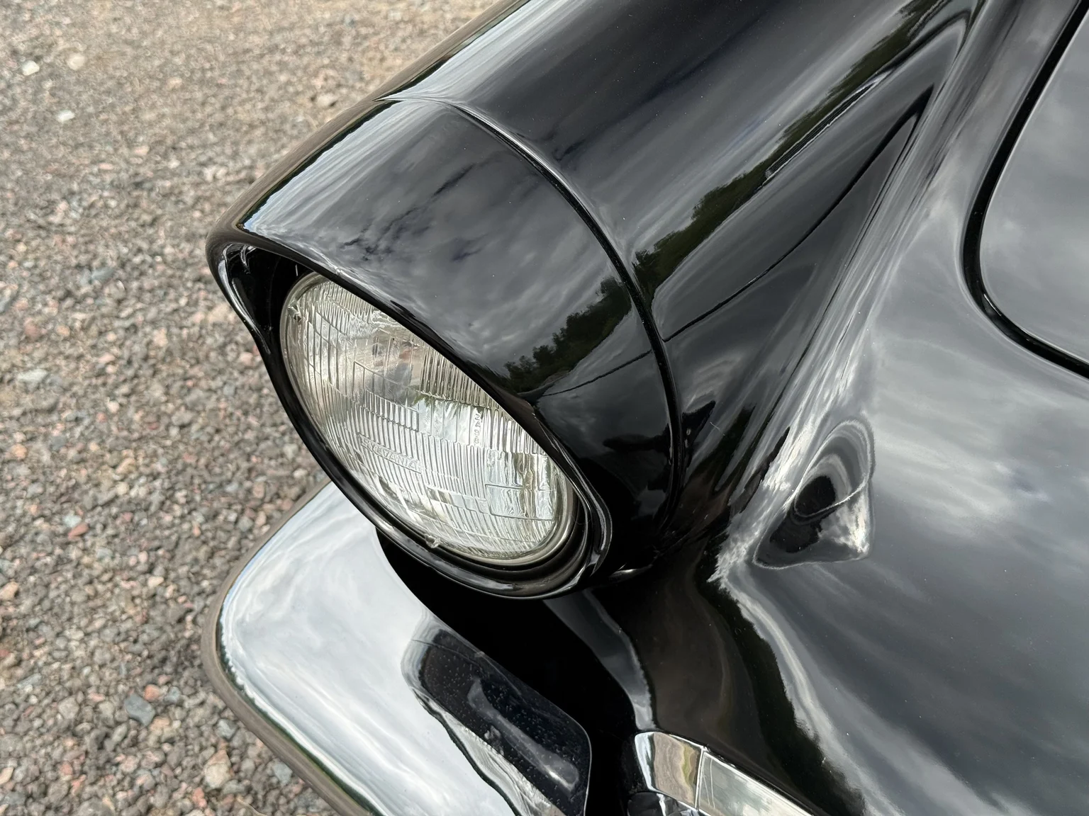 Exteriörbild på 1957 Ford Thunderbird (55)