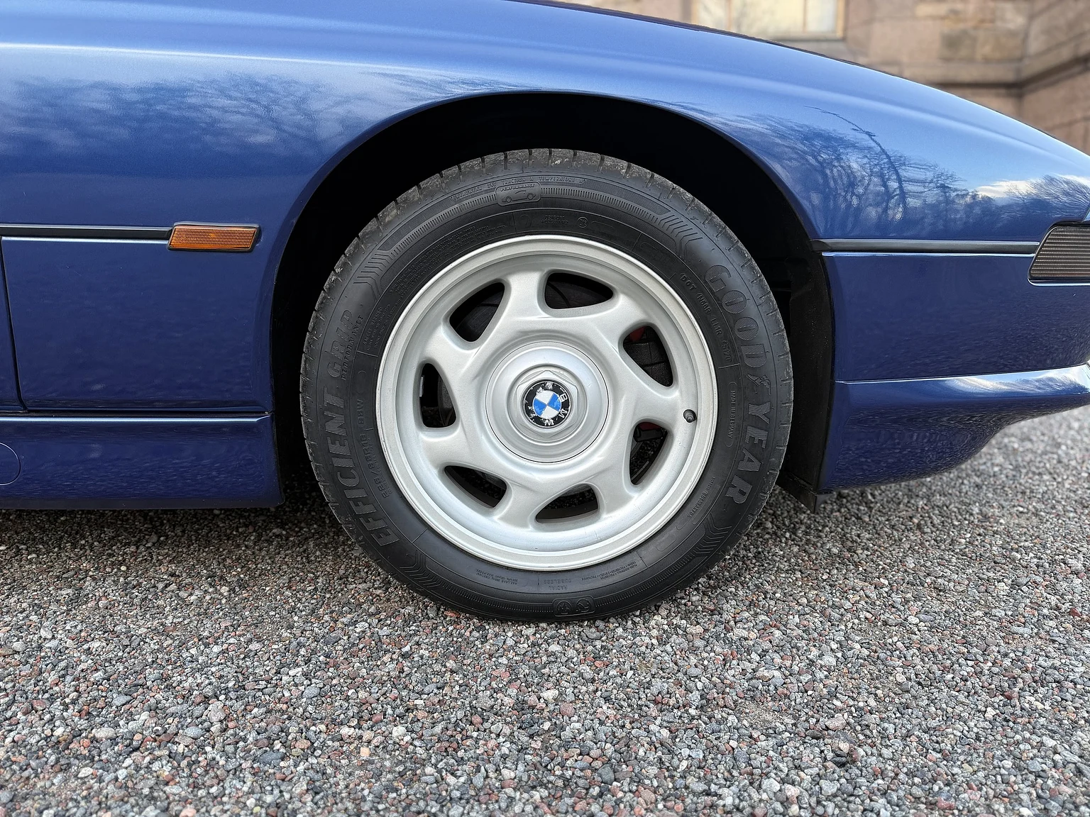 Exteriörbild på 1992 BMW 850iA - No Reserve (19)