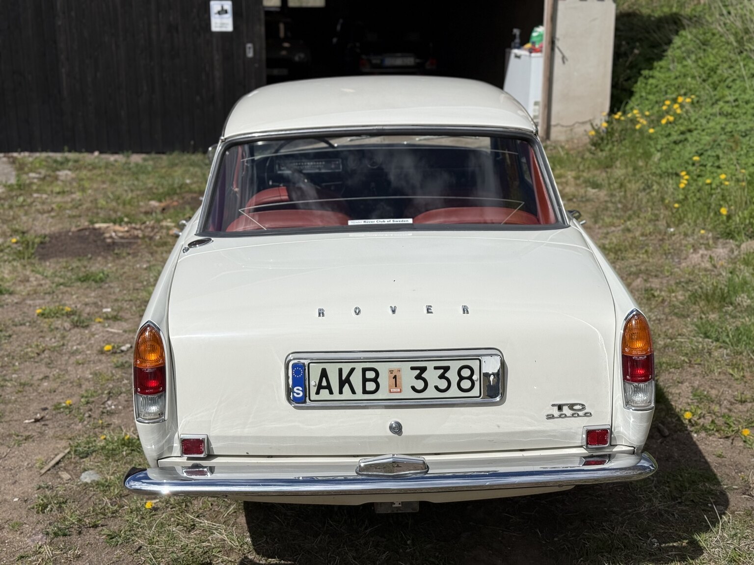 Exterior image of 1967 Rover 2000 TC 2.0 OHC