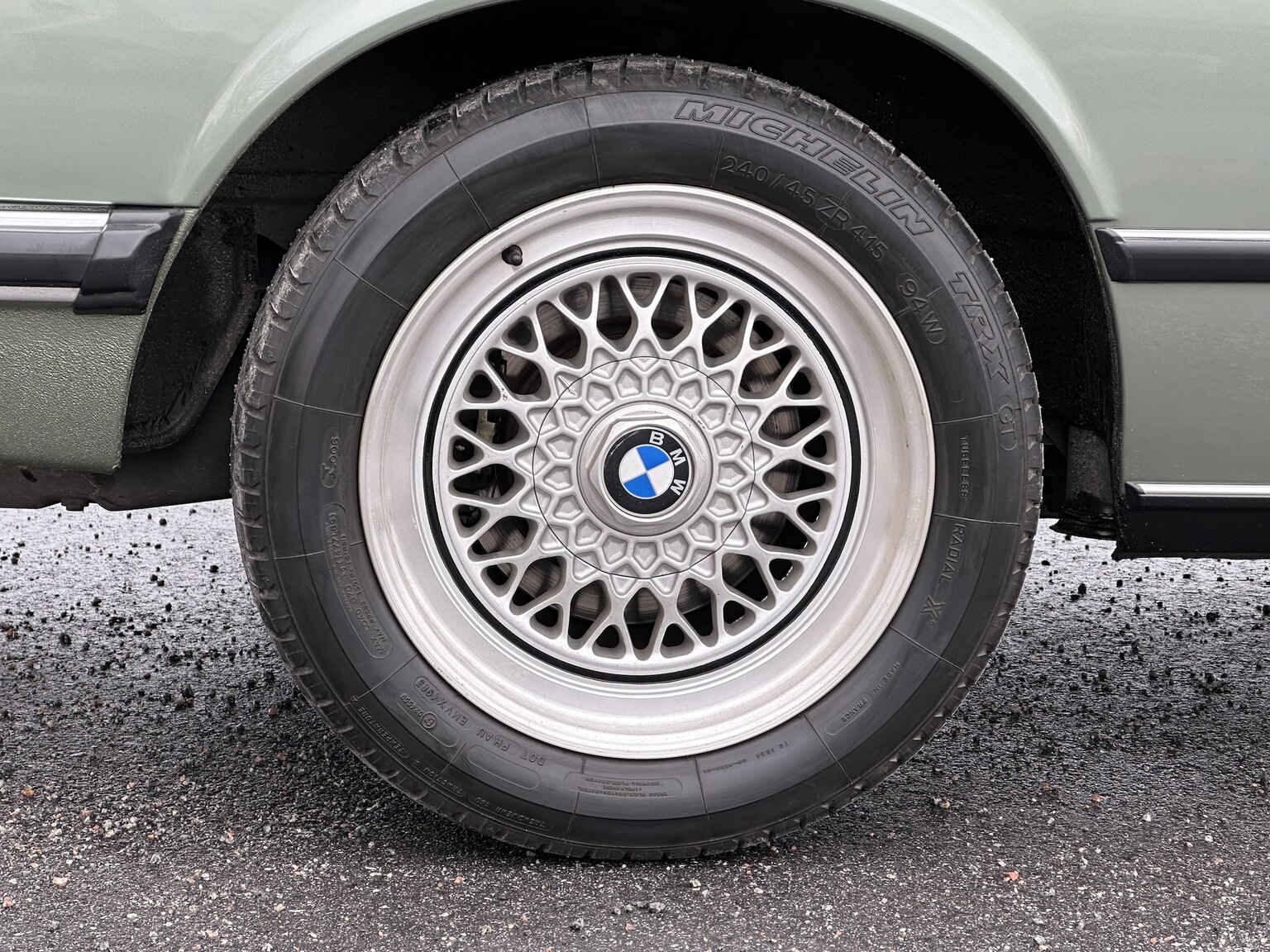 Exteriörbild på 1986 BMW 635CSi