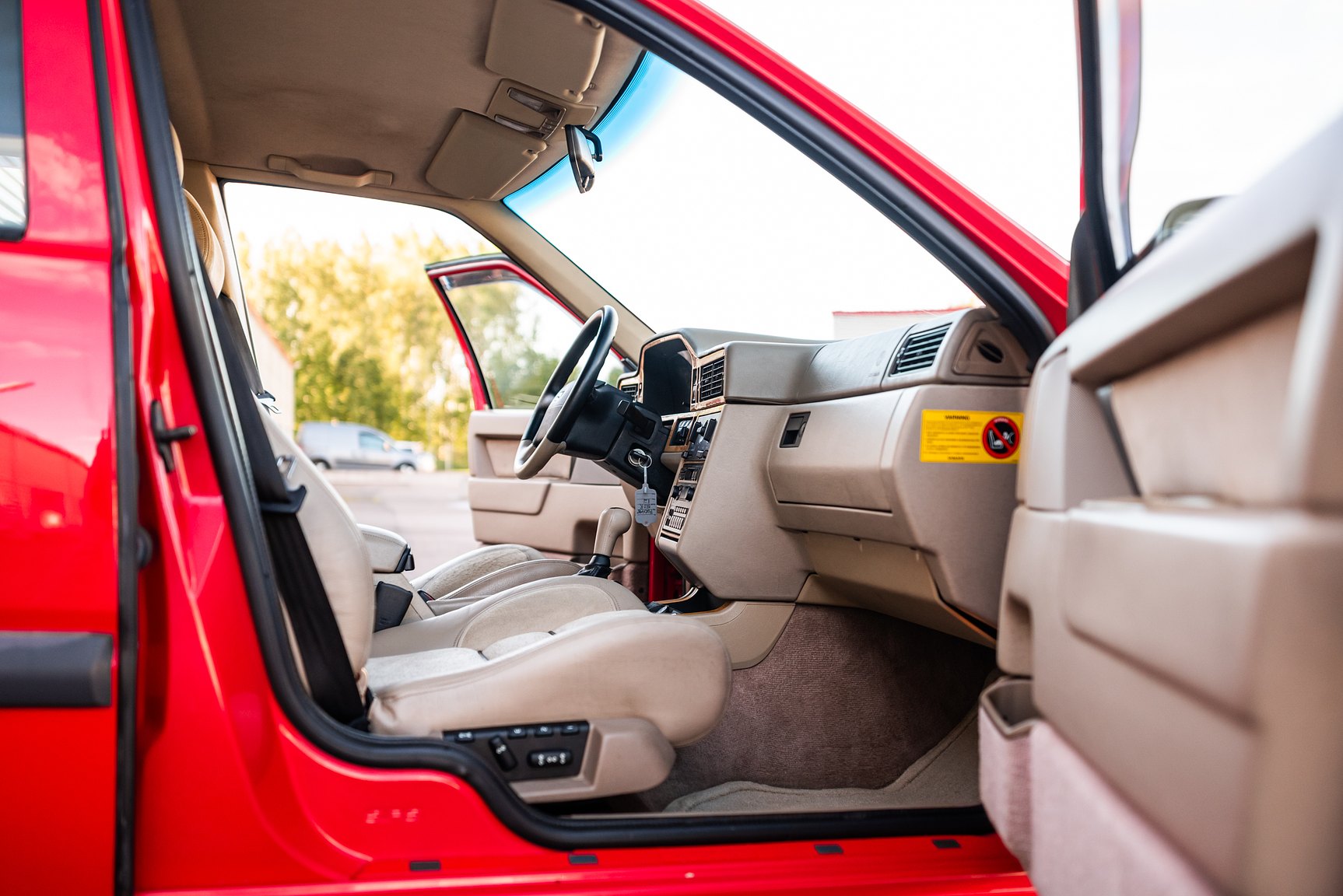 Interior image of 1996 Volvo 850 R