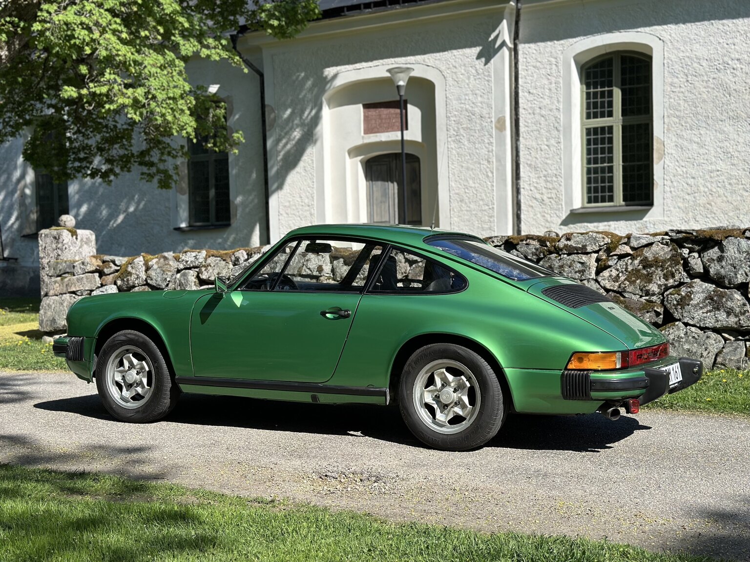 Aussenfoto 1975 Porsche 911
