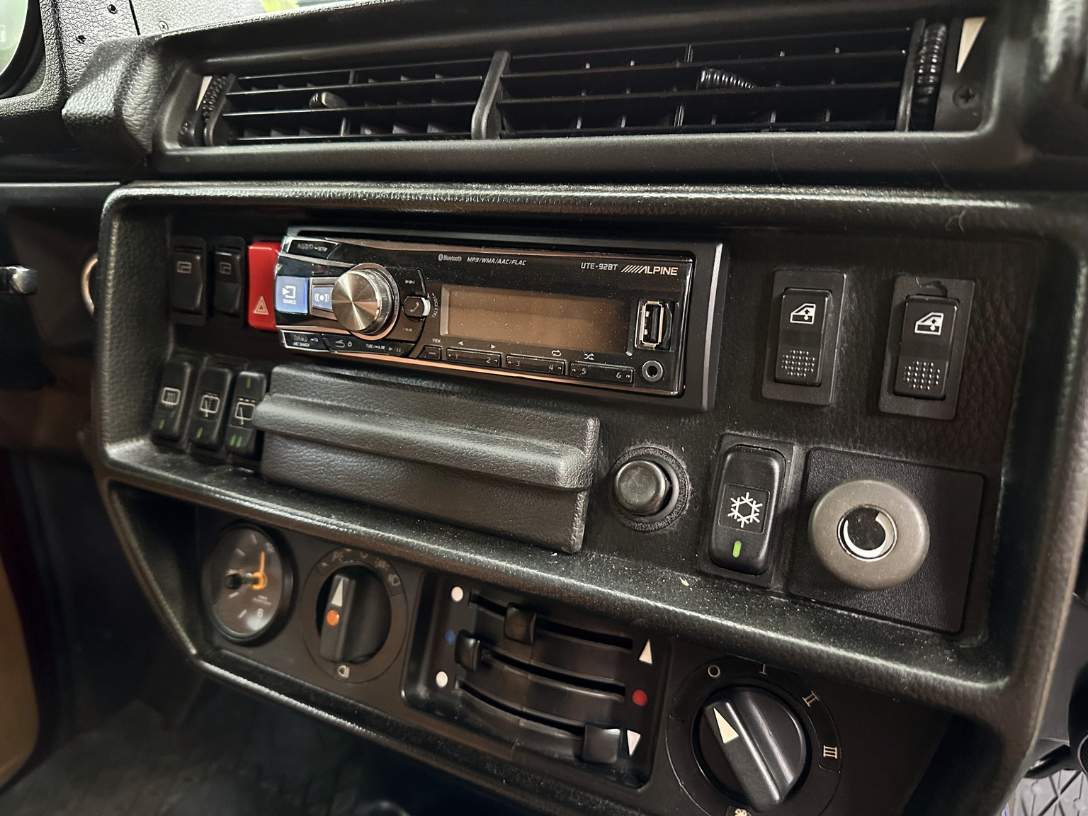 Interiörbild 1986 Mercedes 280 GE (38)