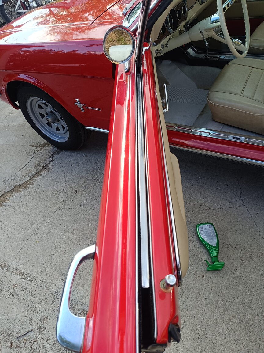 Interior image of 1966 Ford Mustang Hardtop 3.3 