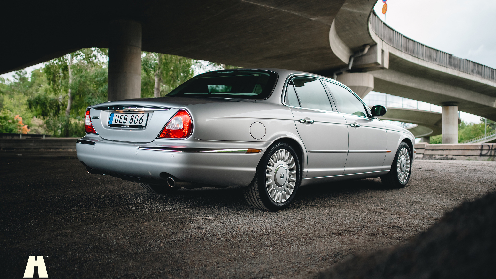 Exteriörbild på 2003 Jaguar XJ Super V8