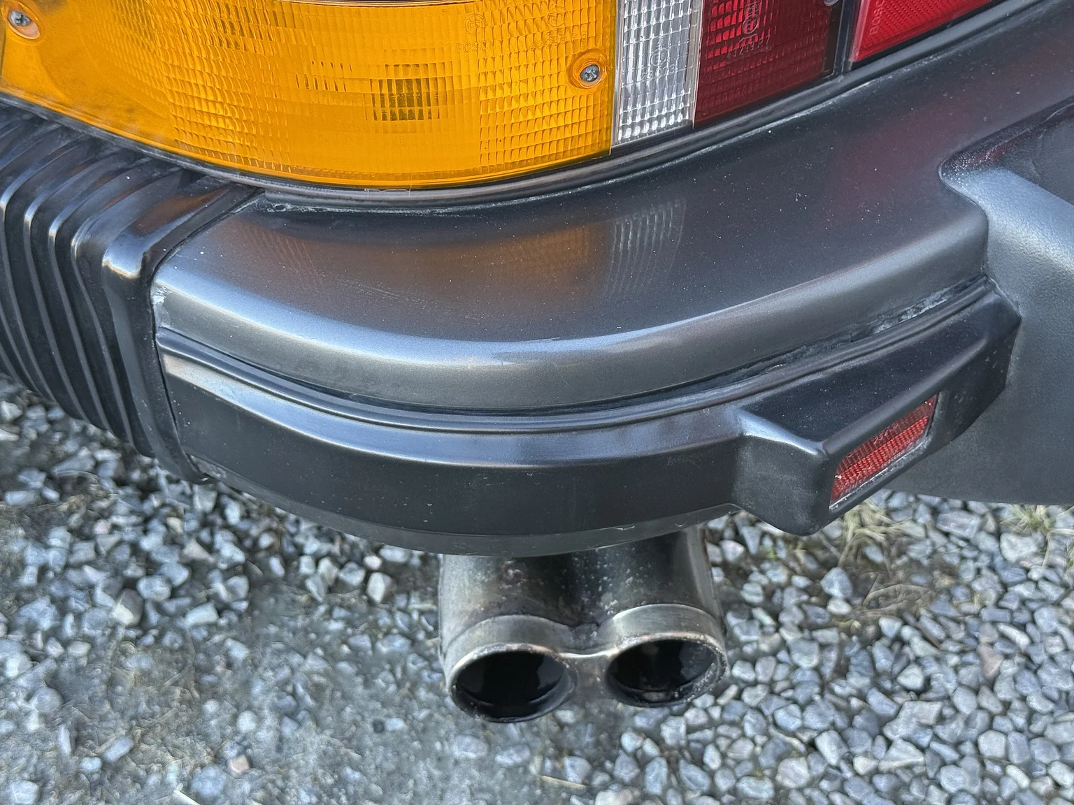 Aussenfoto 1989 Porsche 911 / 930 3.3 Turbo 5-speed (62)