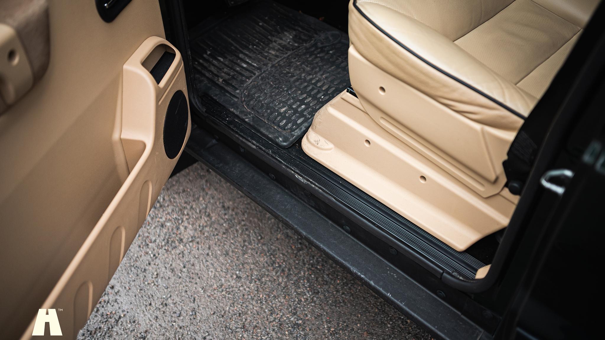 Innenraumfoto von 2003 Land Rover Discovery II, 2003