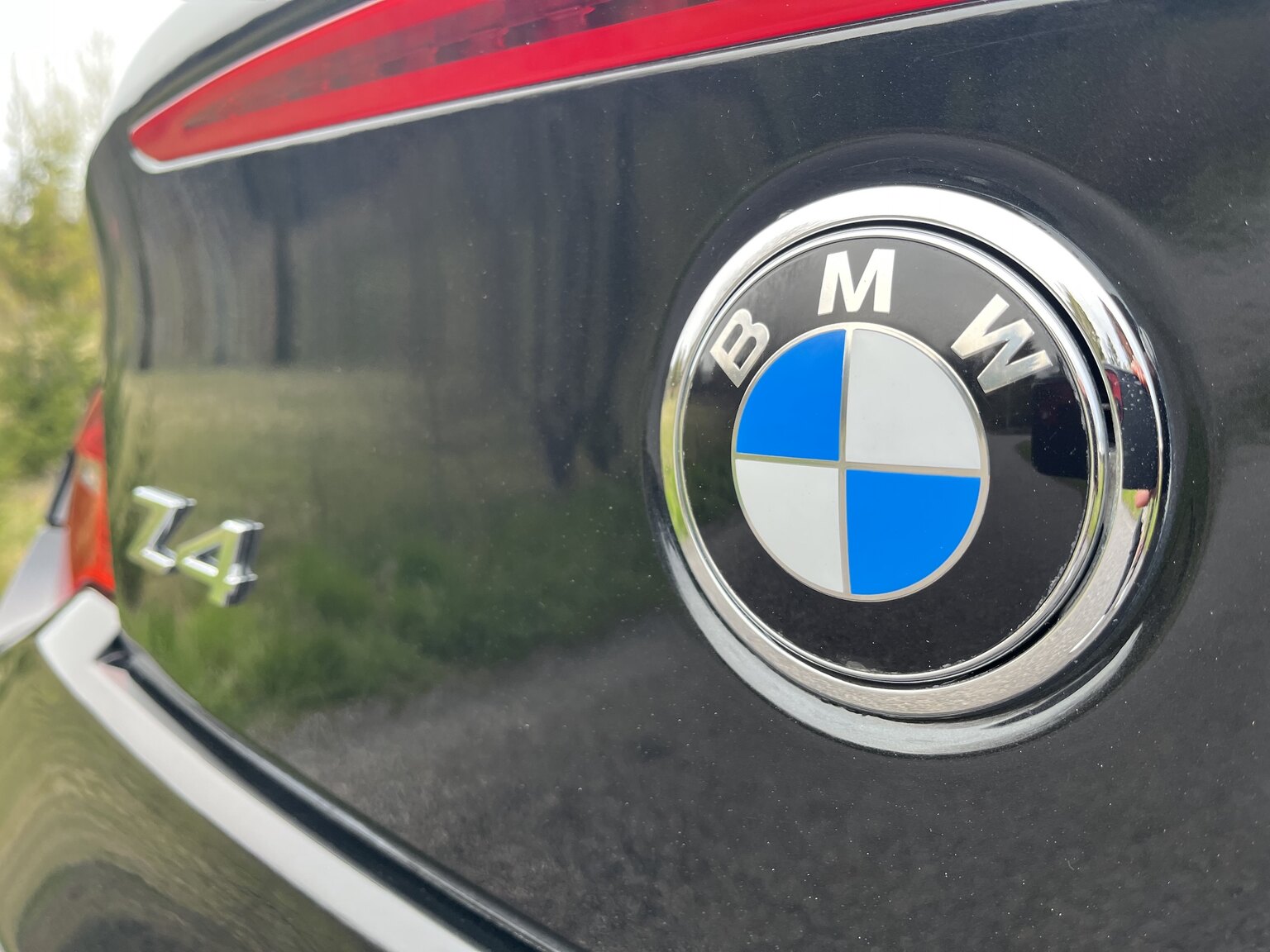 Exterior image of 2007 BMW Z4 3.0Si Coupé