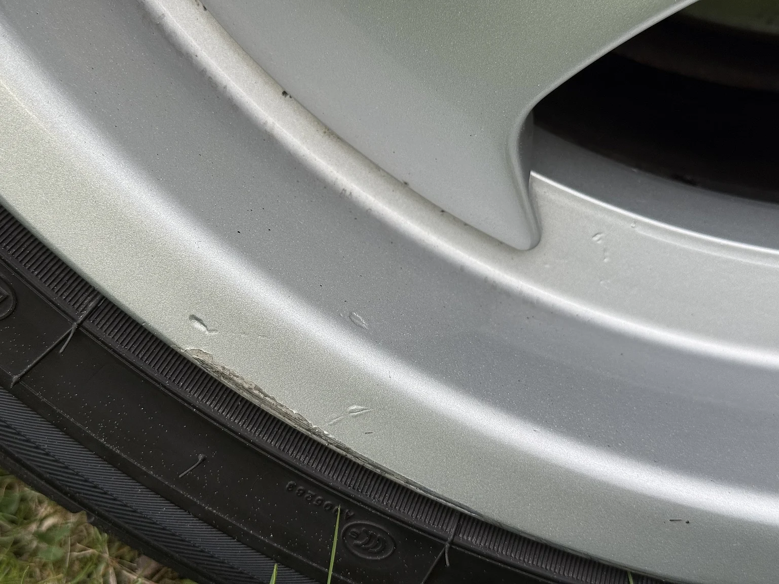 Exteriörbild på 1994 BMW 840Ci (95)