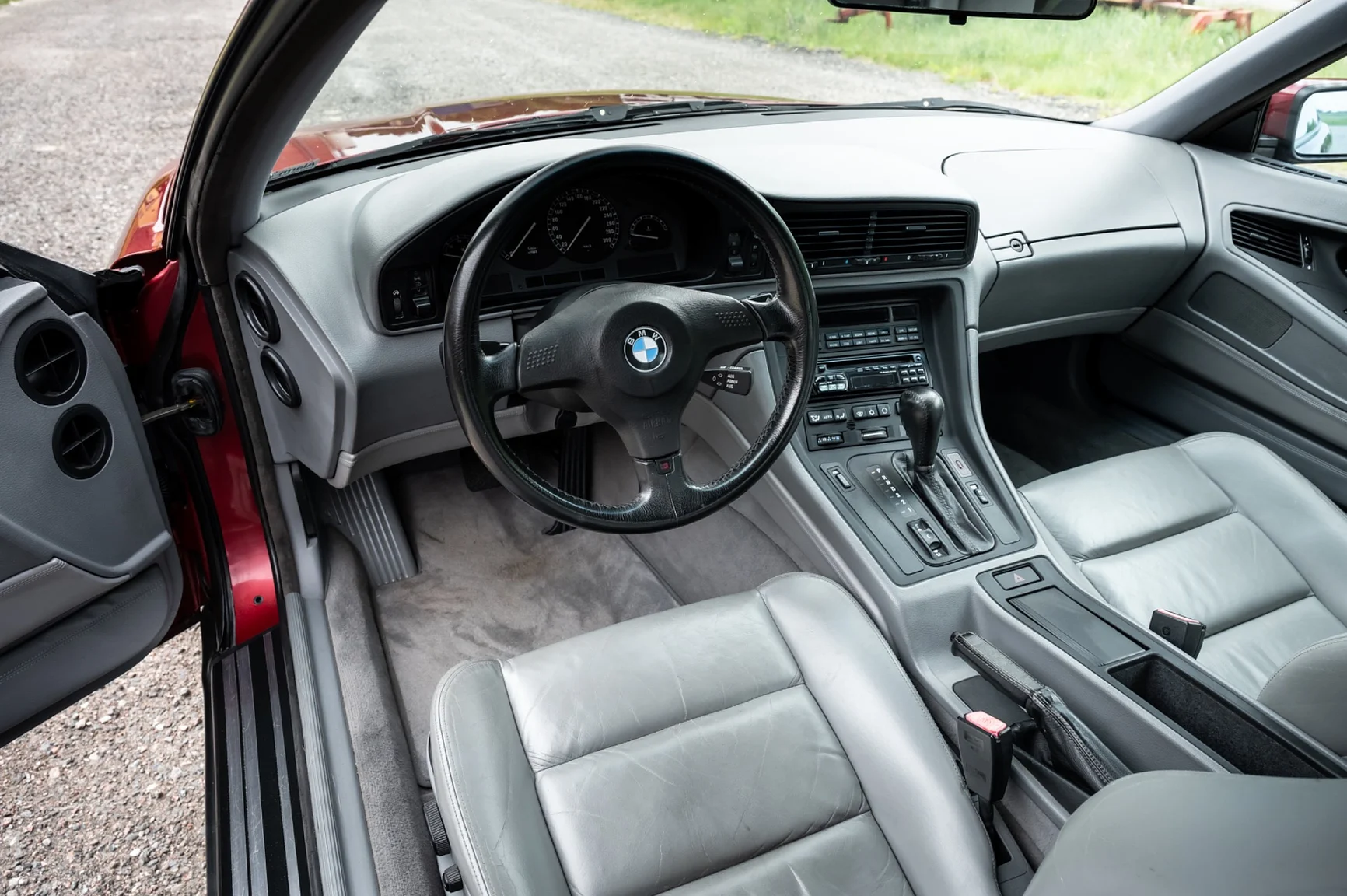 Interiörbild 1991 BMW 850i (3)