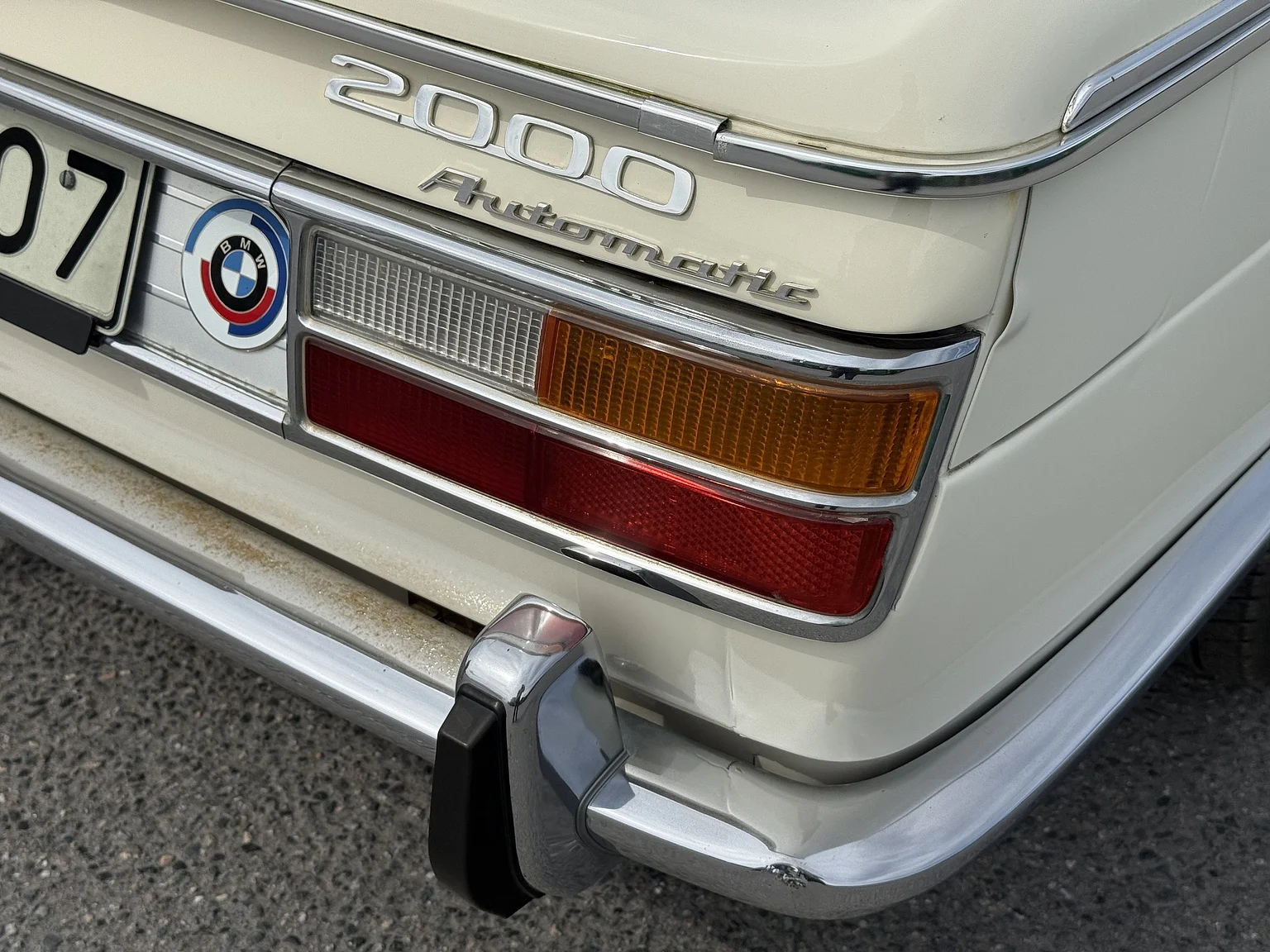 Aussenfoto 1970 BMW New Class 4-dörrars Sedan (36)
