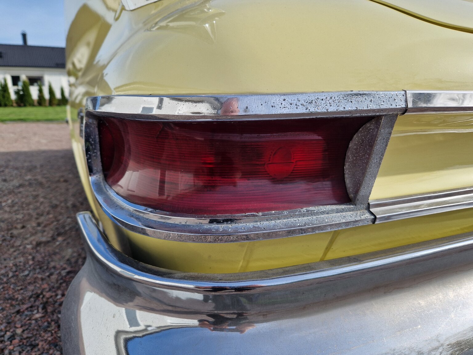 Exteriörbild på 1961 Chrysler Windsor Coupé