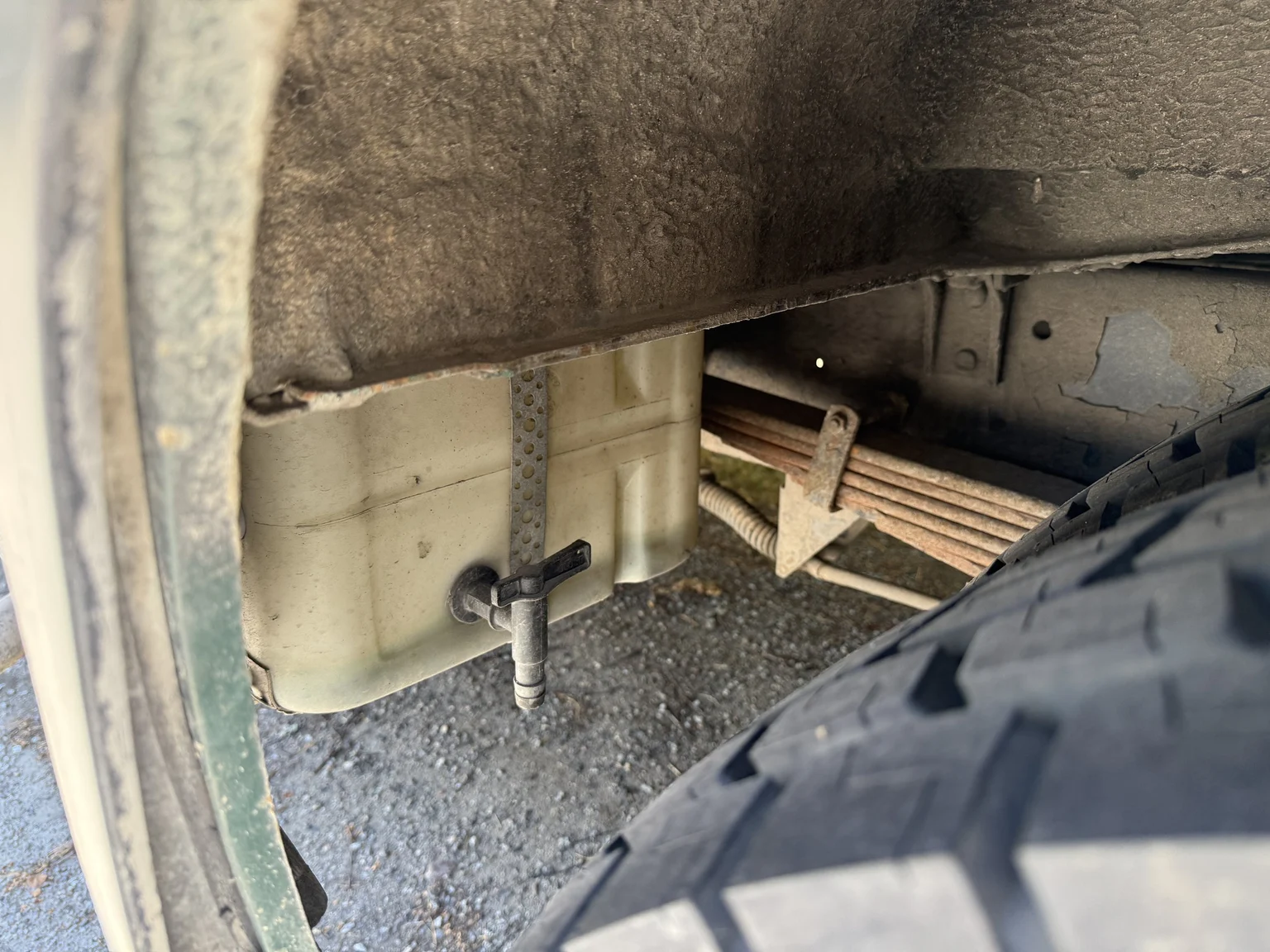 Image of 1979 Mercedes-Benz L 508 DGE Skåpbil mechanics (6)
