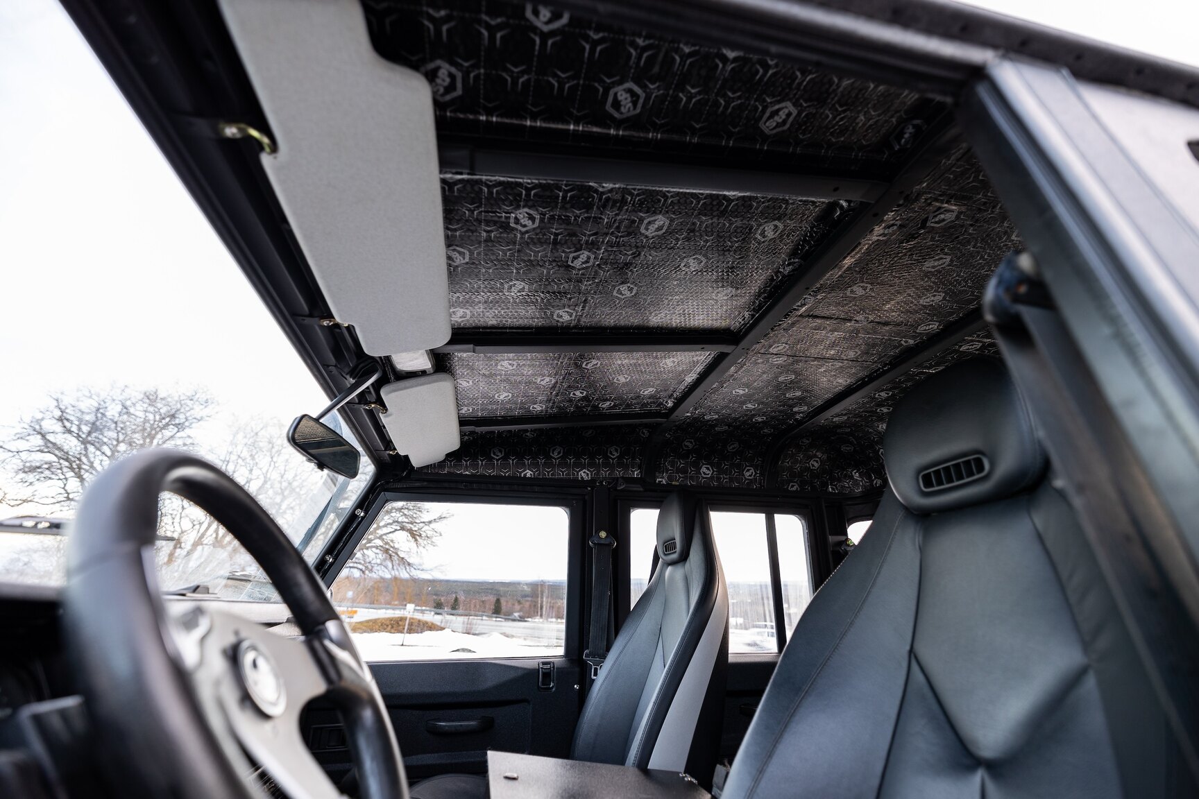 Interior image of 2000 Land Rover Defender 130