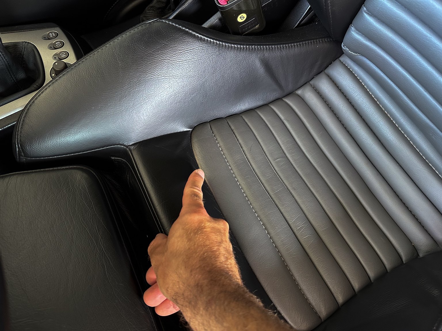 Interior image of 2004 Alfa Romeo 156 GTA