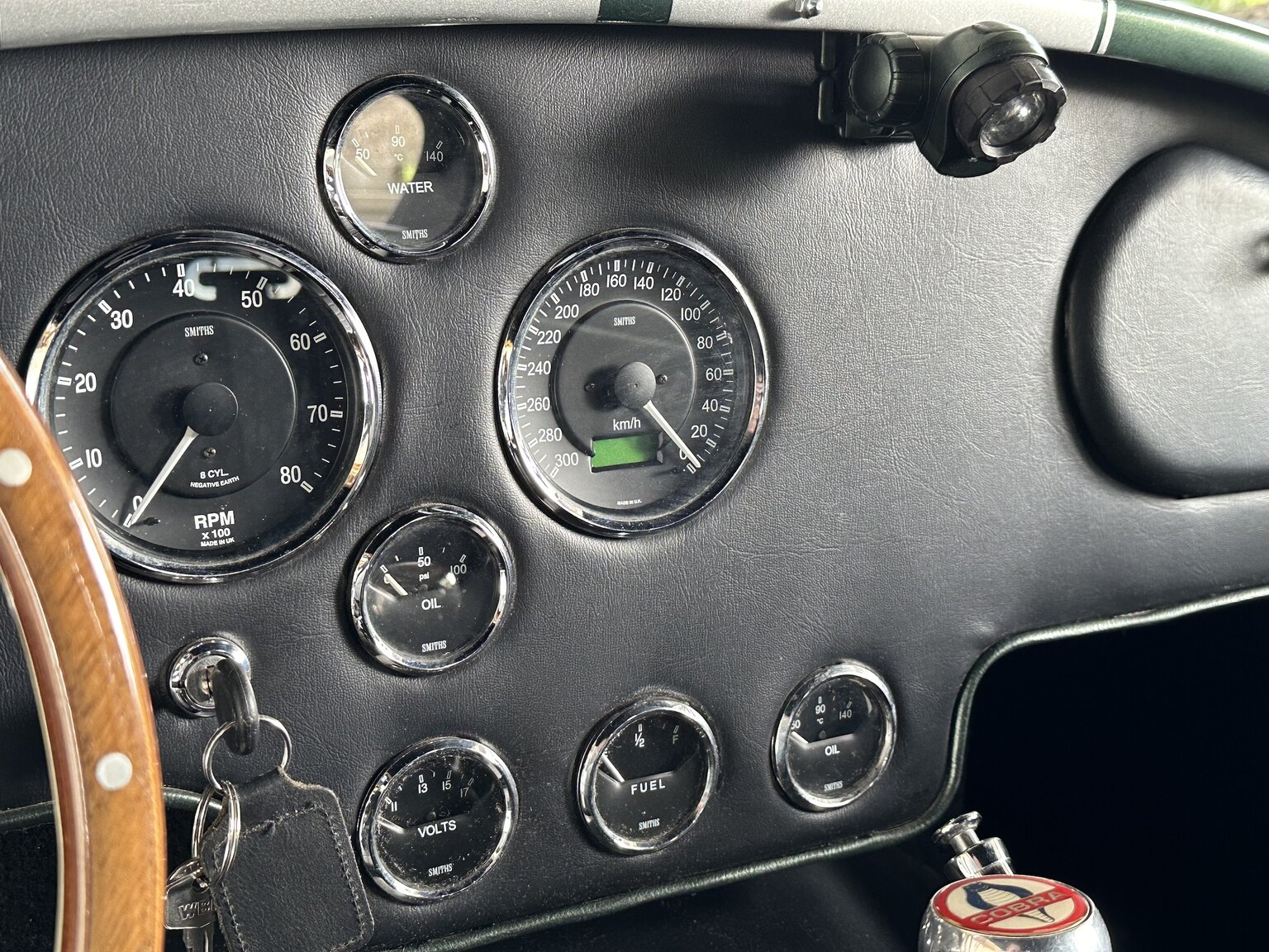 Interiörbild 2008 AC Cobra replica