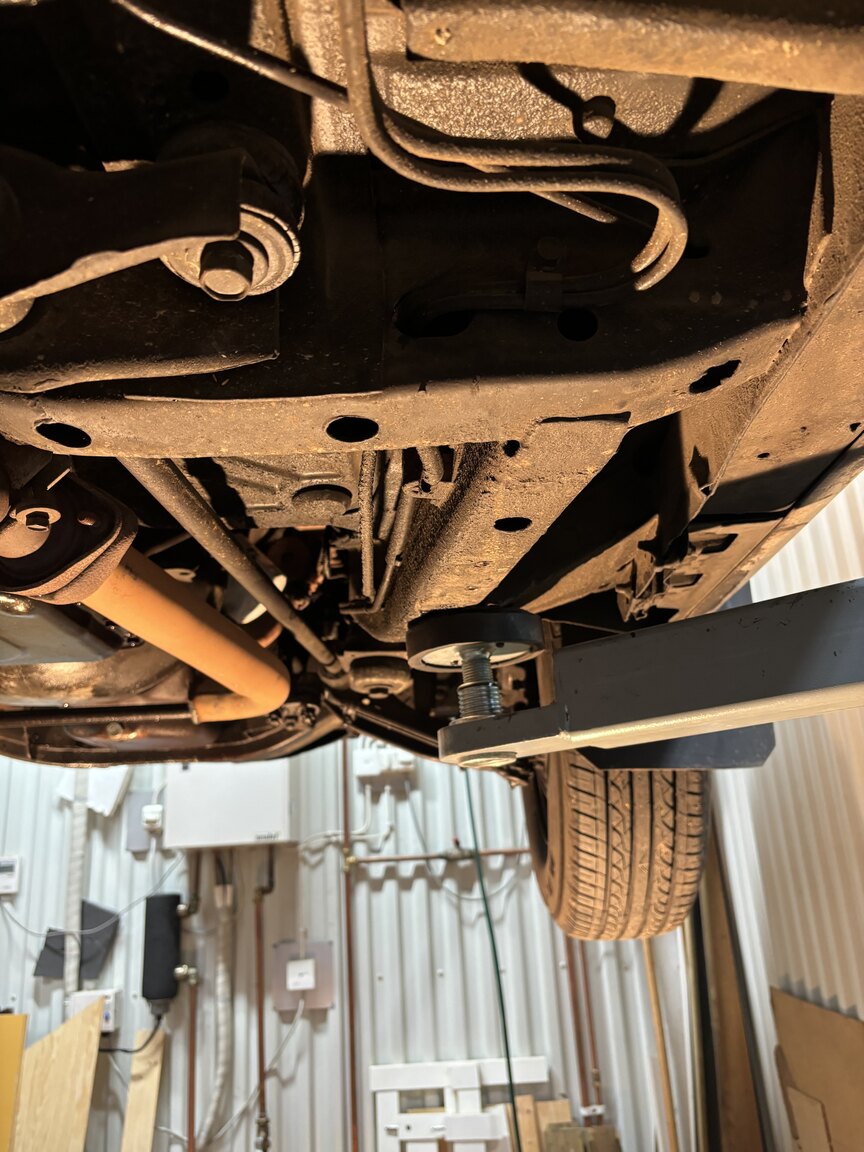 Image of 1976 Chrysler Cordoba mechanics